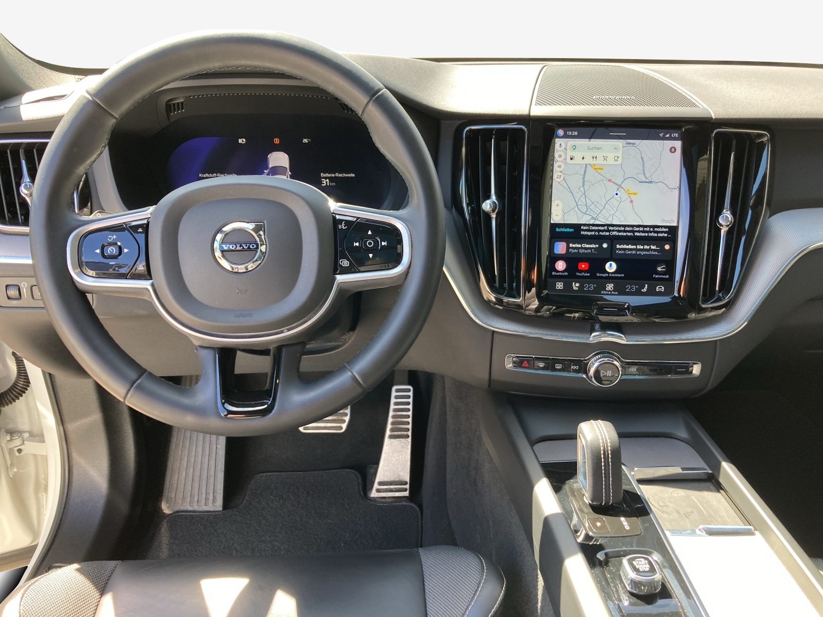 VOLVO XC60 T8 eAWD R-Design Geartronic-image-9