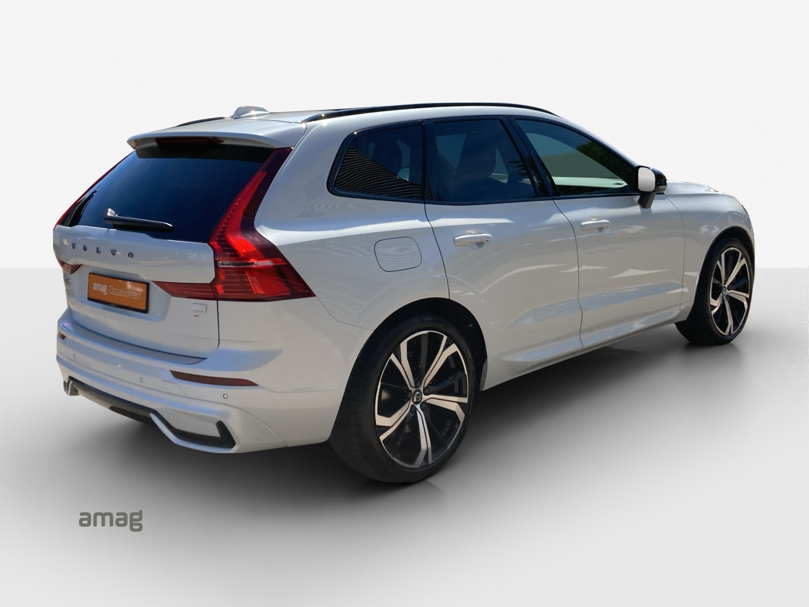 VOLVO XC60 T8 eAWD R-Design Geartronic-image-5