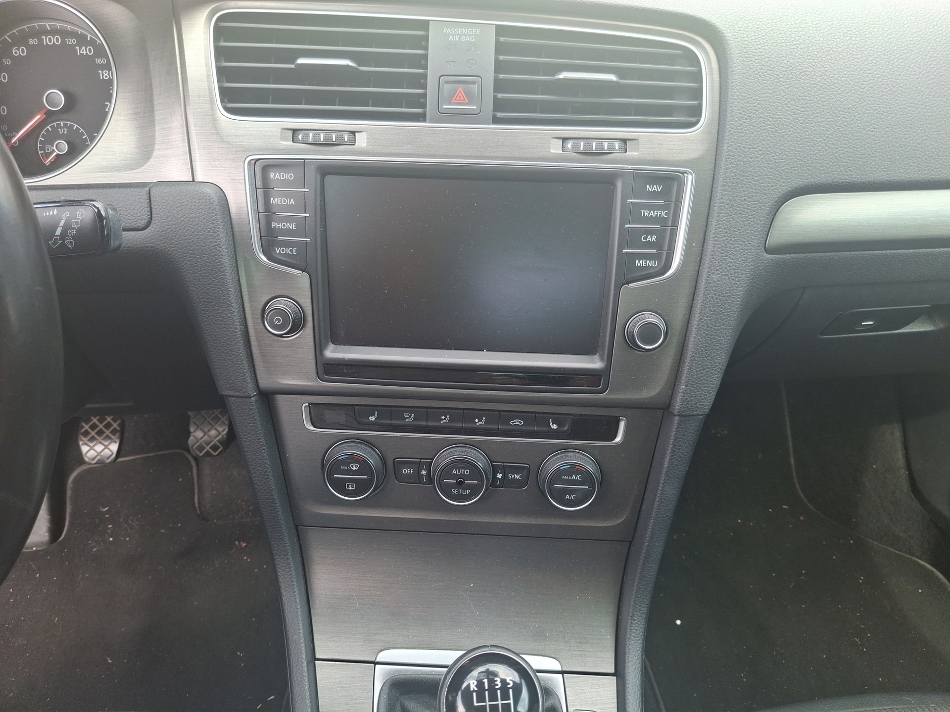 VW Golf 1.4 TSI Trendline-image-11