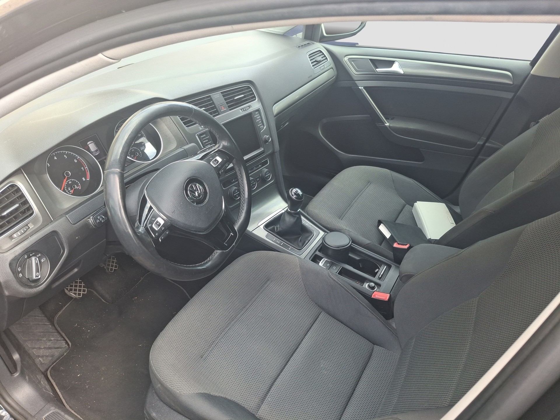 VW Golf 1.4 TSI Trendline-image-8