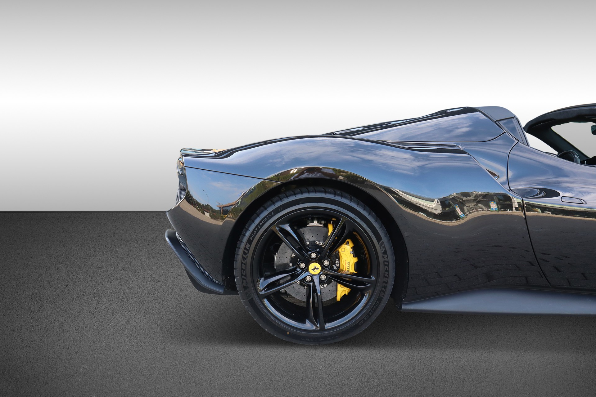 FERRARI 296 GTS-image-8