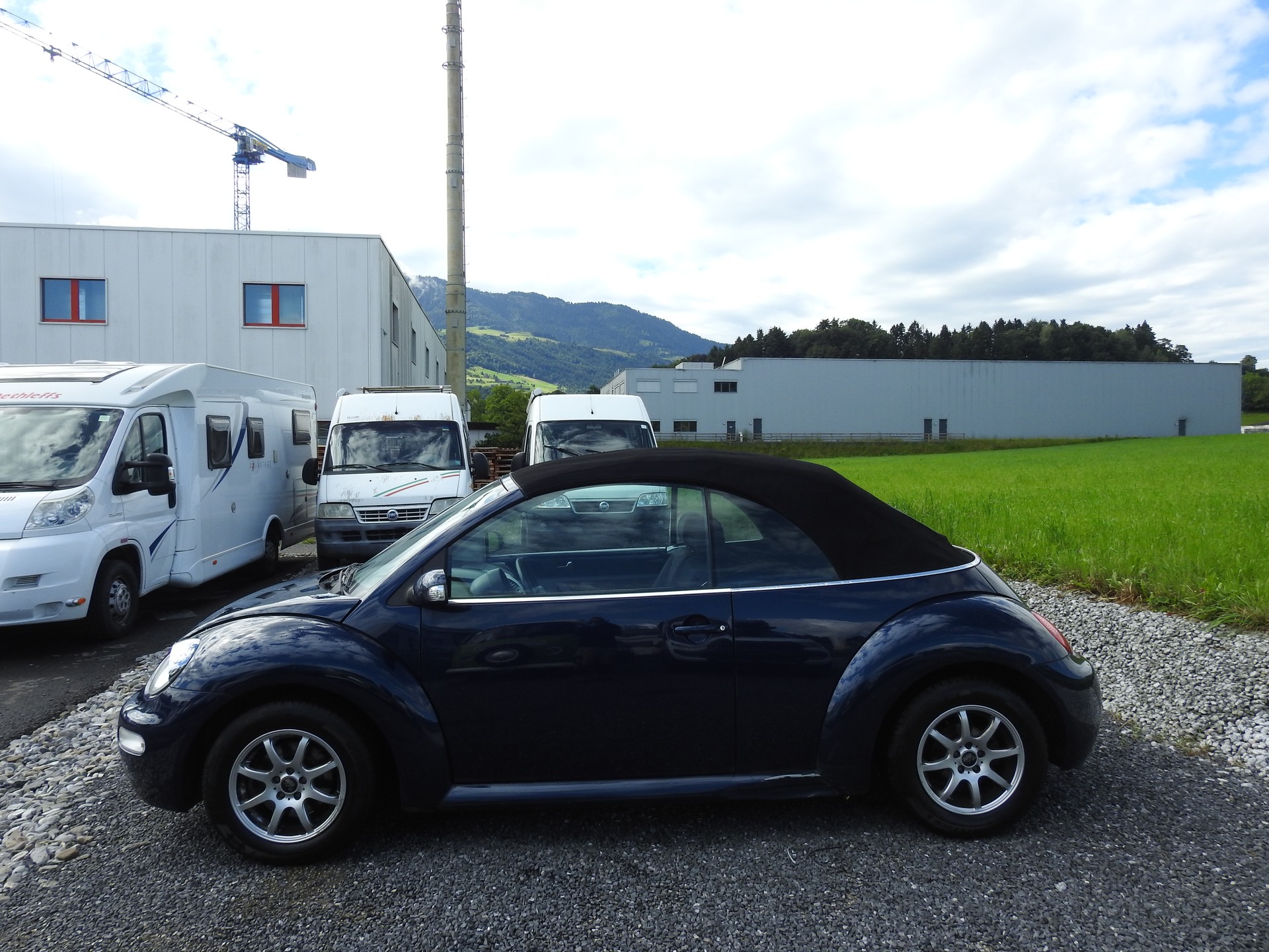 VW Beetle Cabrio 1.6-image-2