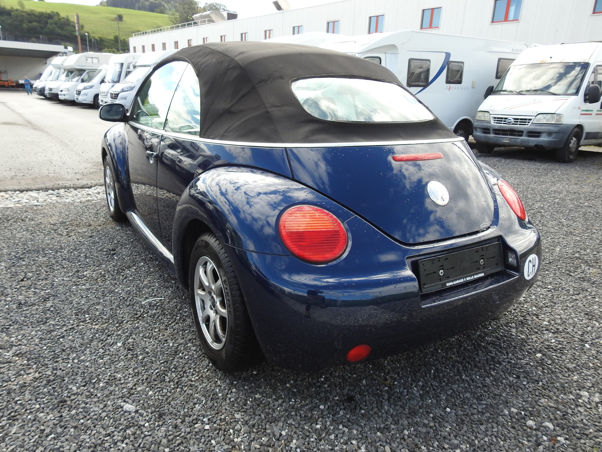 VW Beetle Cabrio 1.6-image-3