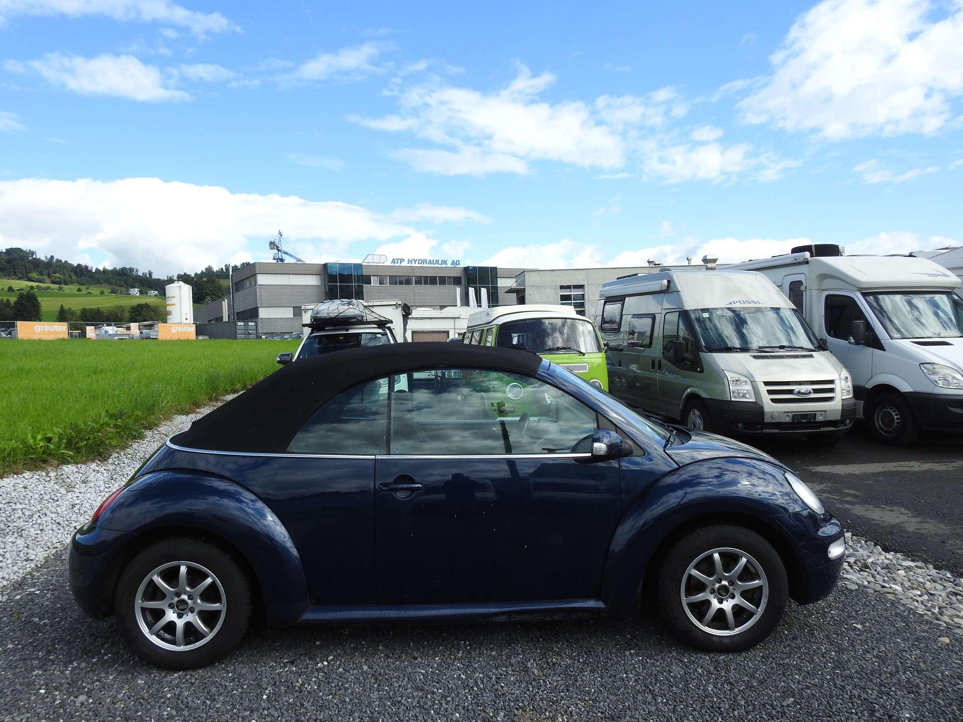 VW Beetle Cabrio 1.6-image-6