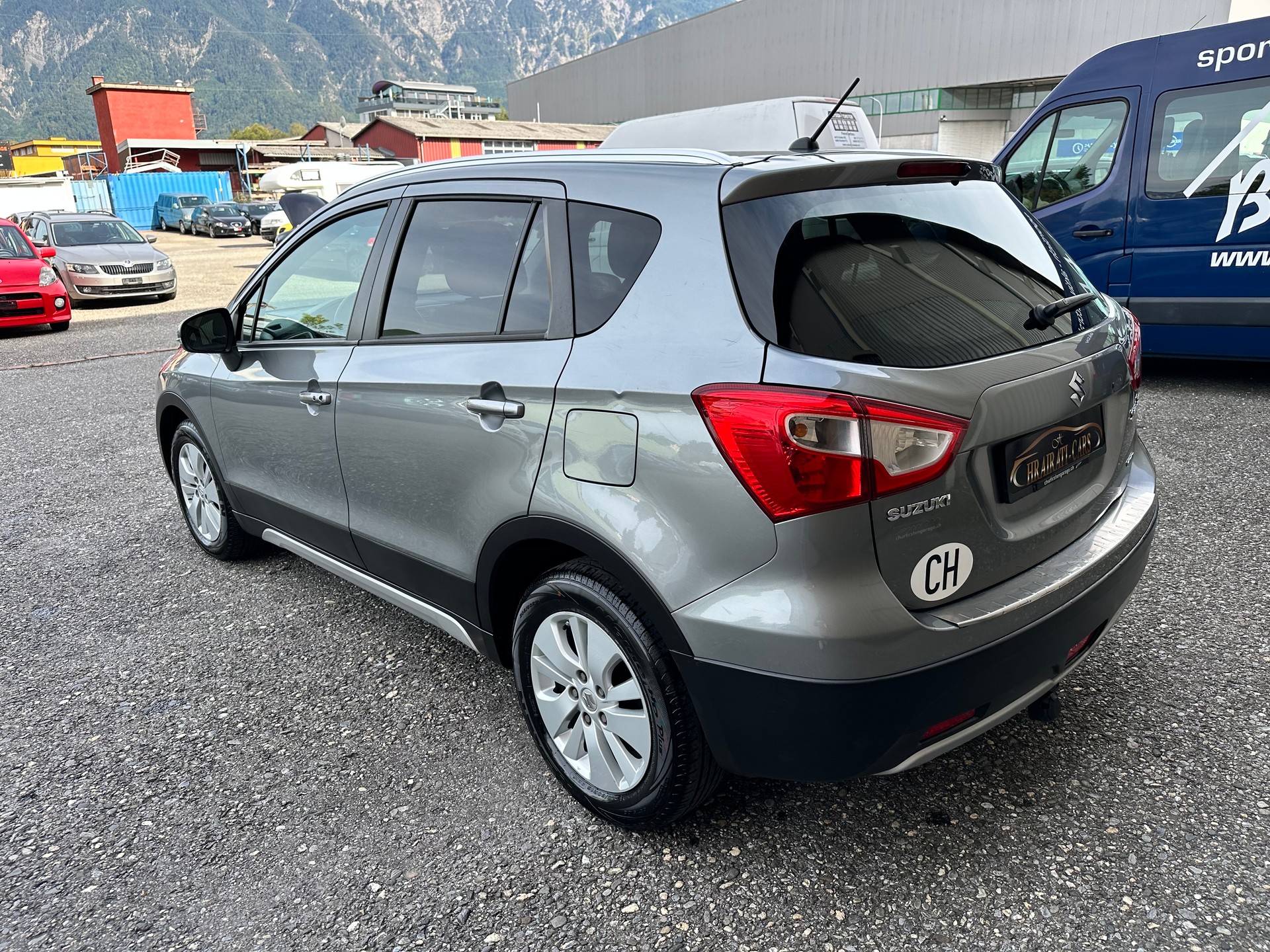 SUZUKI SX4 S-Cross 1.6 16V Compact Top 4WD CVT7-image-4