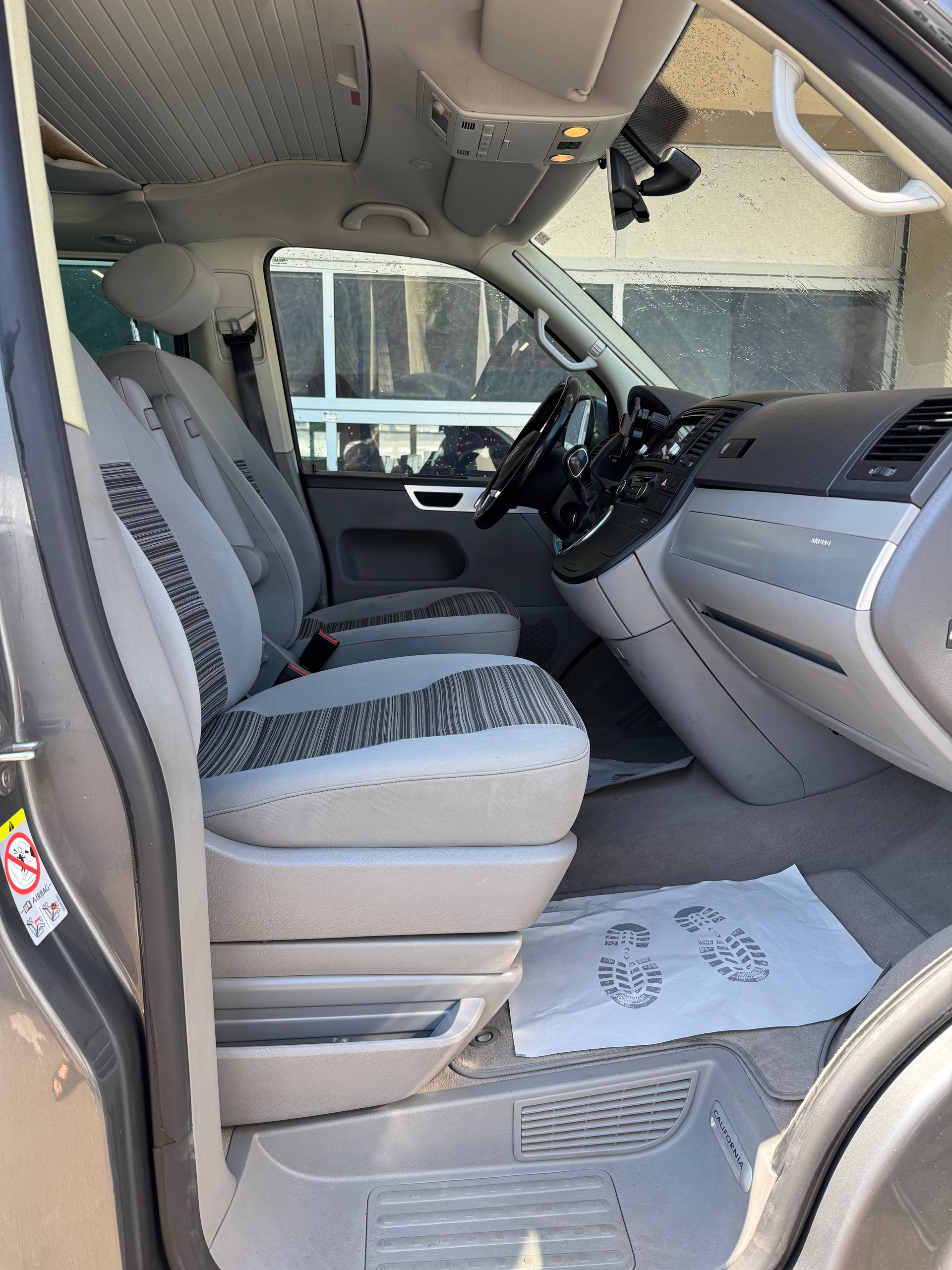 VW T5 California 2.0 Bi-TDI Comfortline 4Motion DSG-image-6