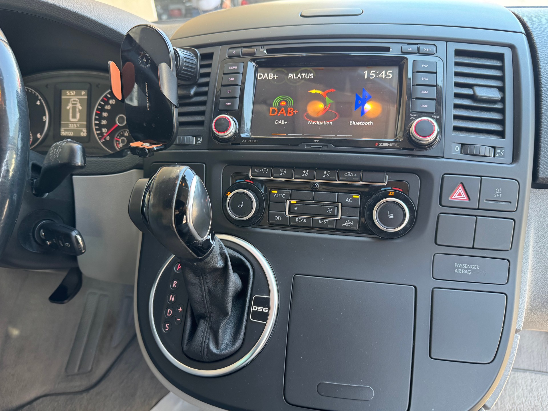 VW T5 California 2.0 Bi-TDI Comfortline 4Motion DSG-image-13