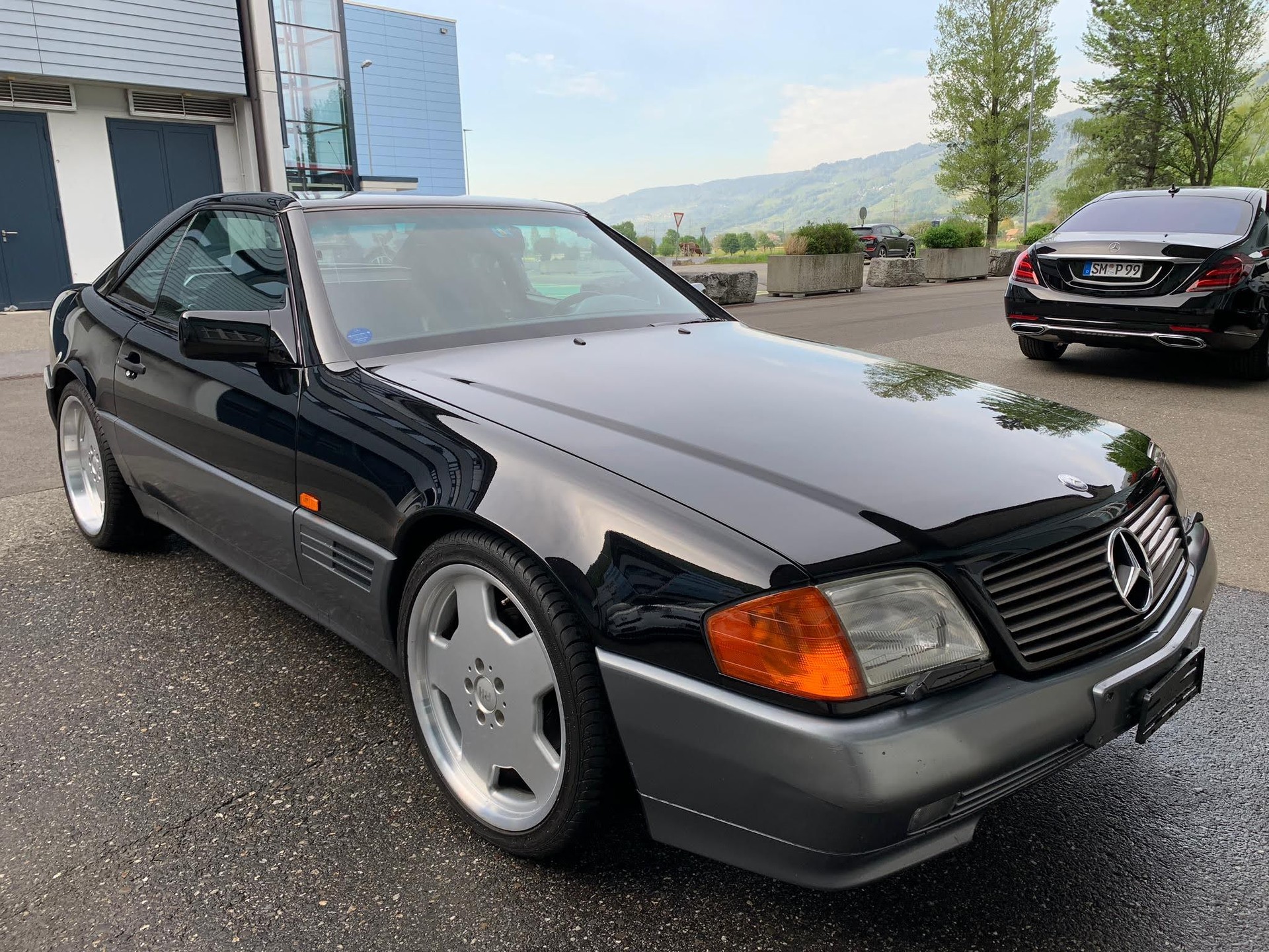 MERCEDES-BENZ R129-image-0