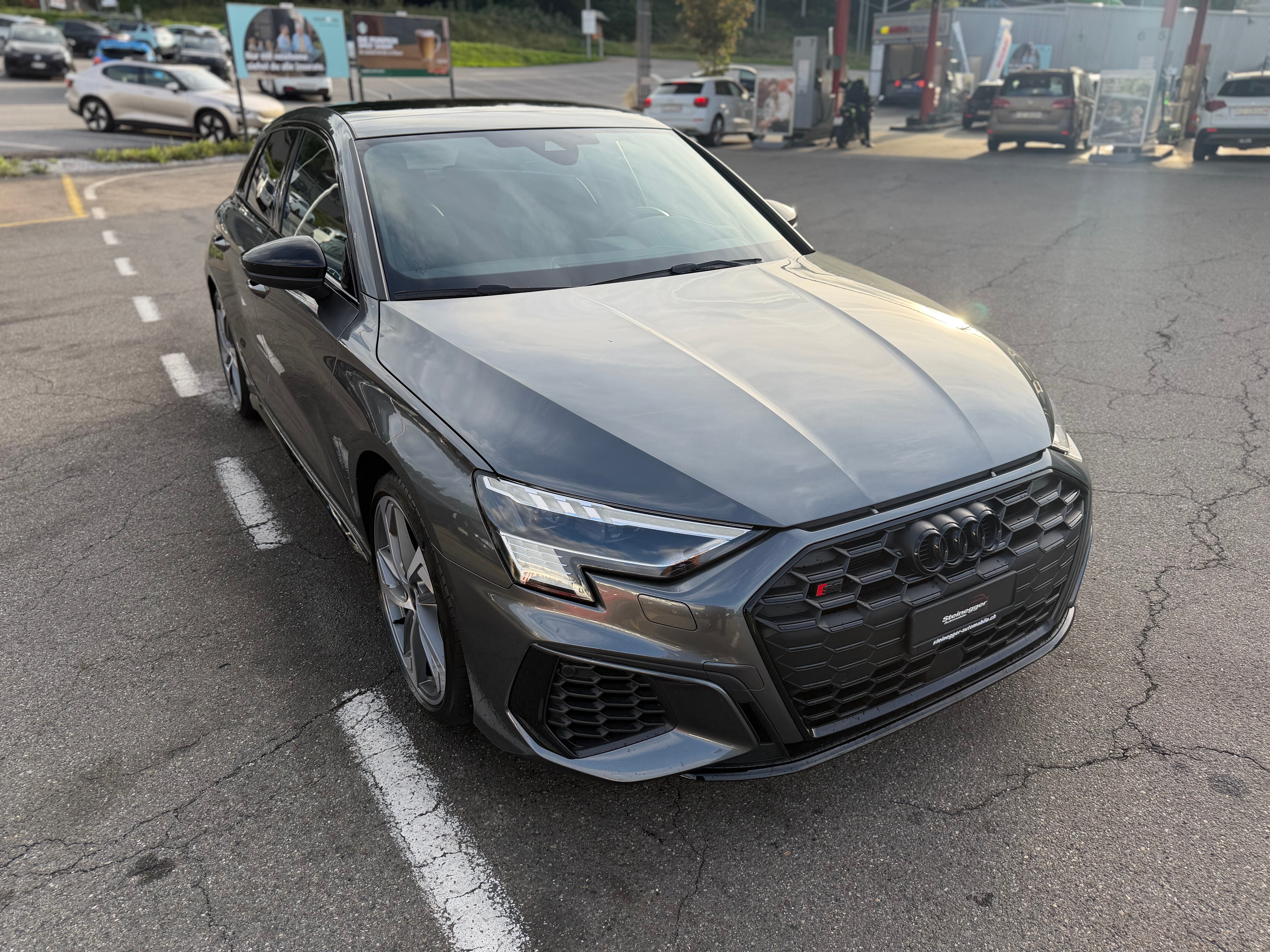 Car photo