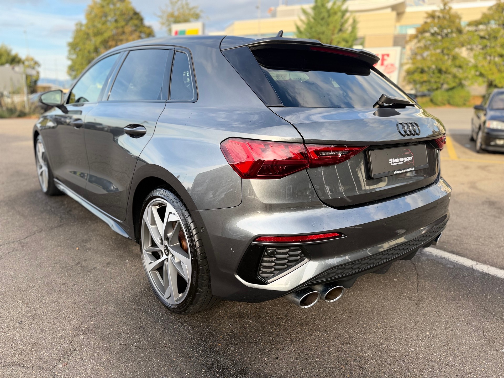 AUDI S3 Sportback 2.0 TFSI quattro S-tronic-image-7