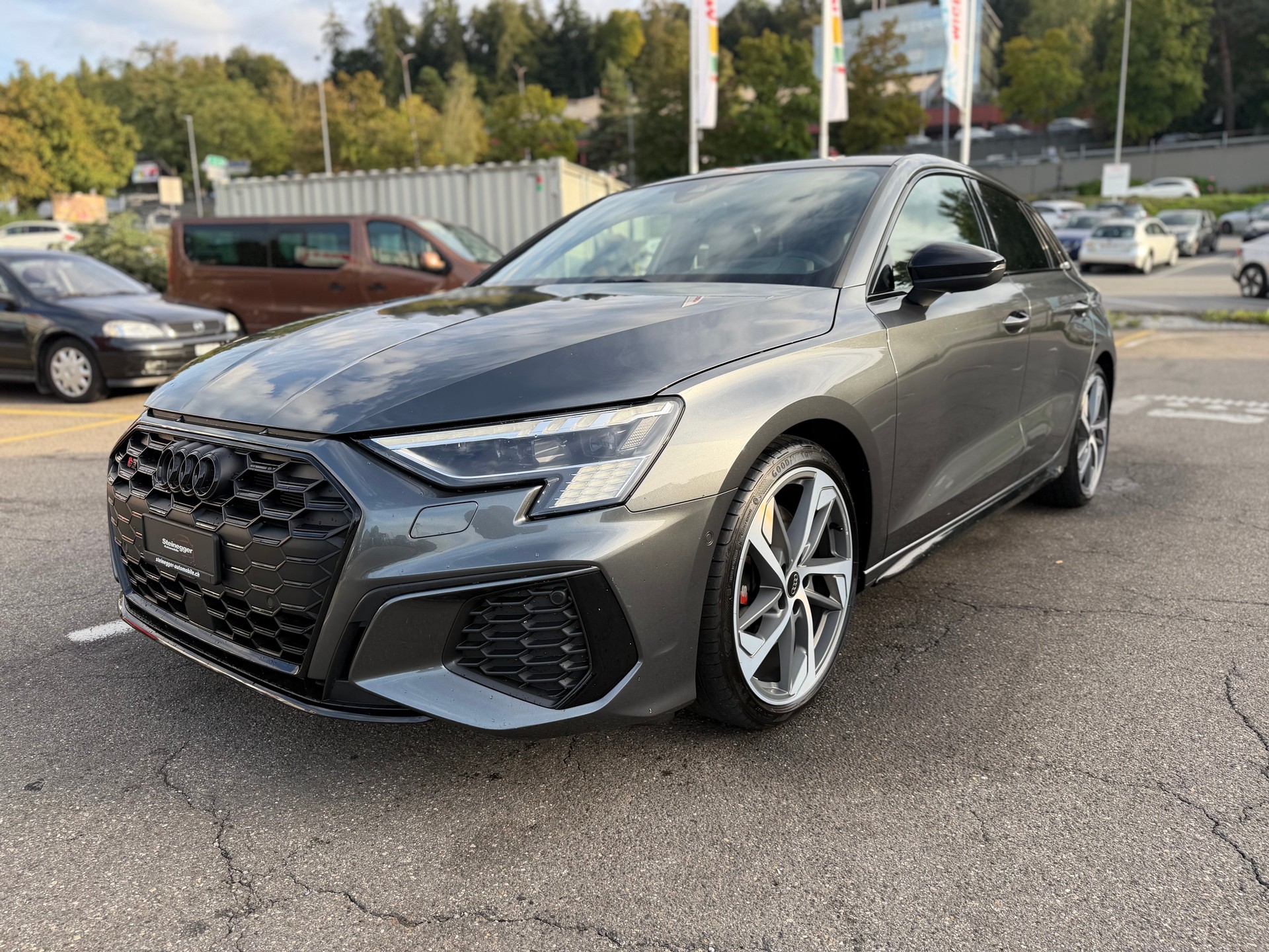 AUDI S3 Sportback 2.0 TFSI quattro S-tronic-image-5