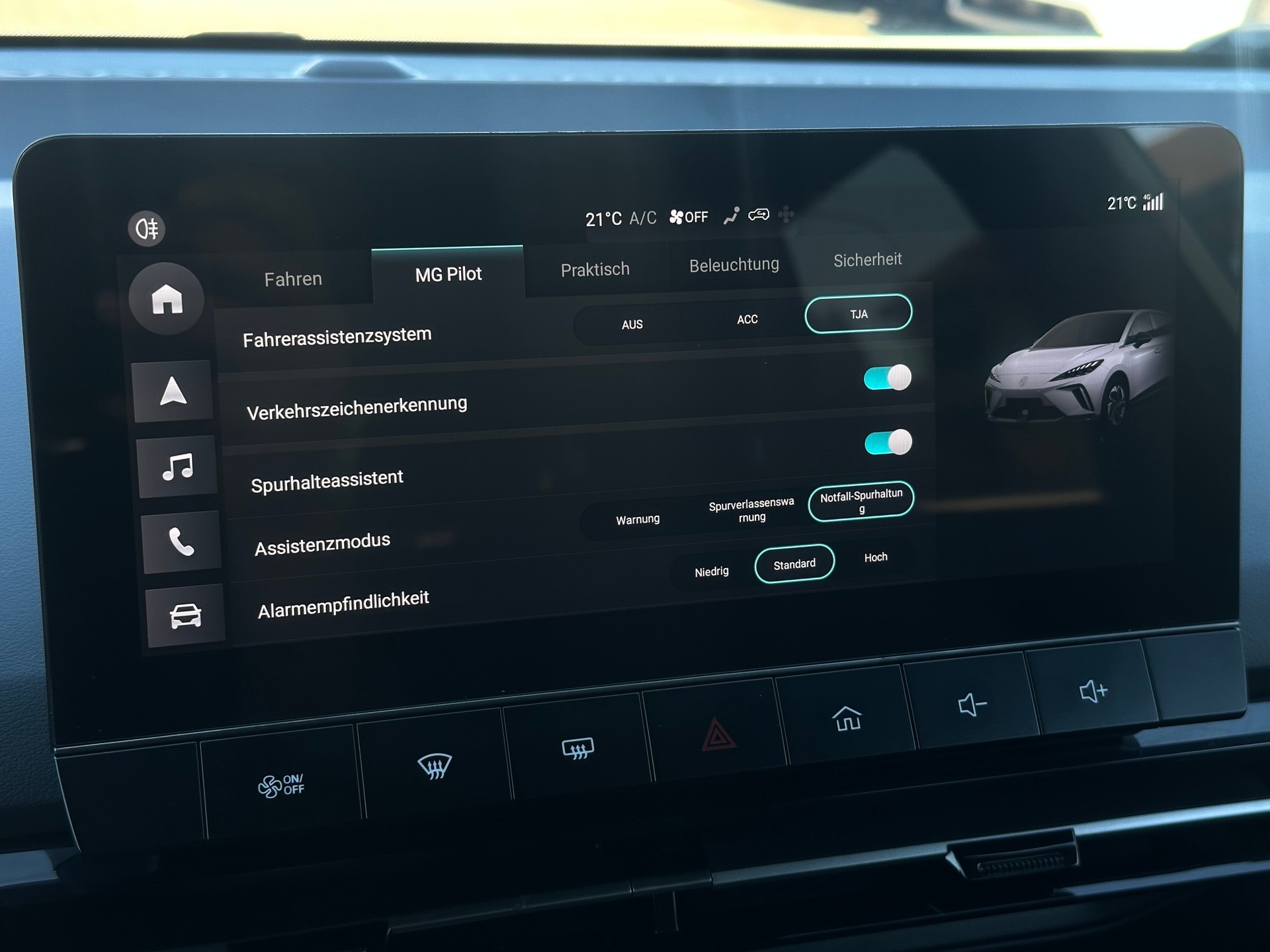 MG 4 EV 77kWh Wärmepumpe 7J Garantie-image-9