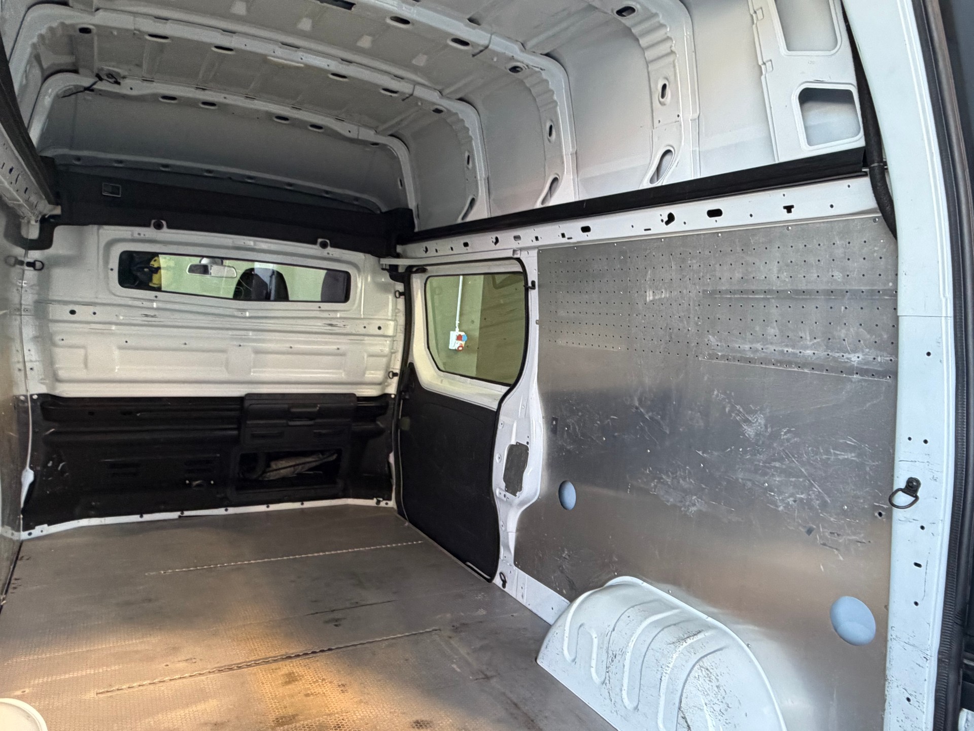 RENAULT Trafic 2.0 ENERGY dCi145 3.0t Business L2H2 * STANHHEIZUNG*Anhängerkupplung*Maulkupplung*-image-25