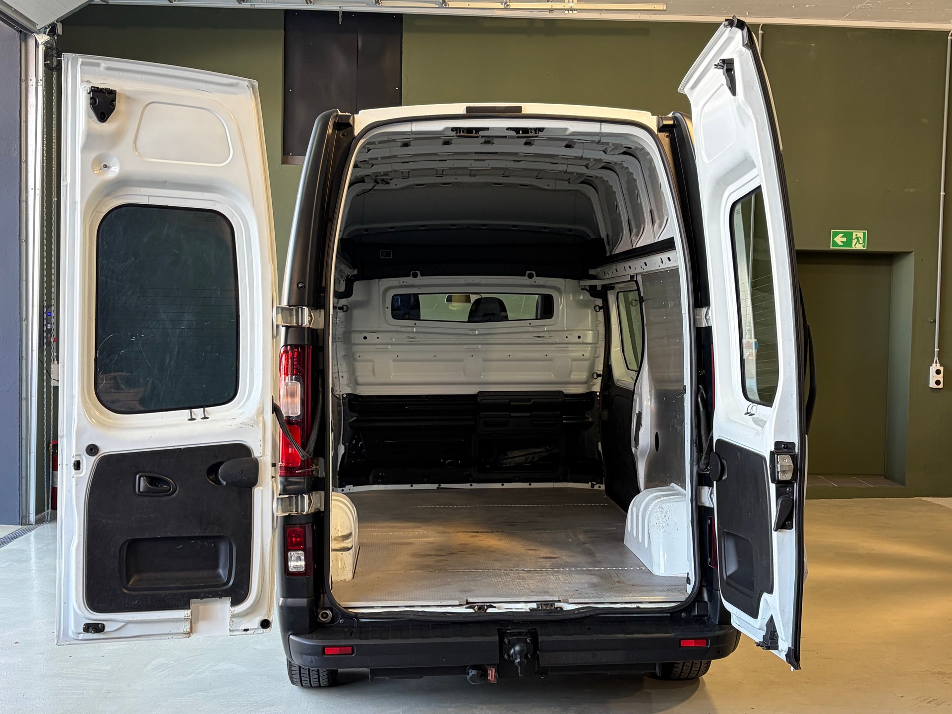 RENAULT Trafic 2.0 ENERGY dCi145 3.0t Business L2H2 * STANHHEIZUNG*Anhängerkupplung*Maulkupplung*-image-23