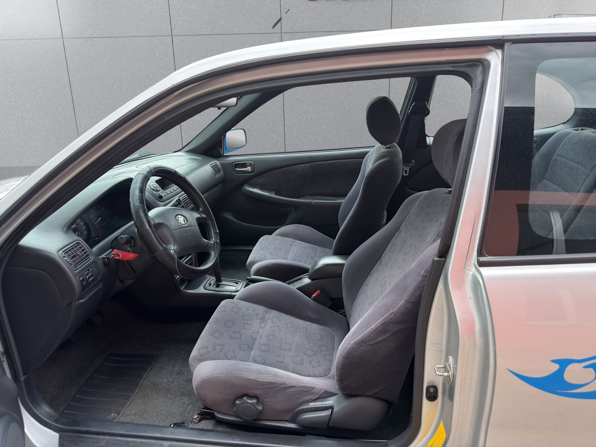 TOYOTA Corolla 1.6 Linea Sol plus-image-7