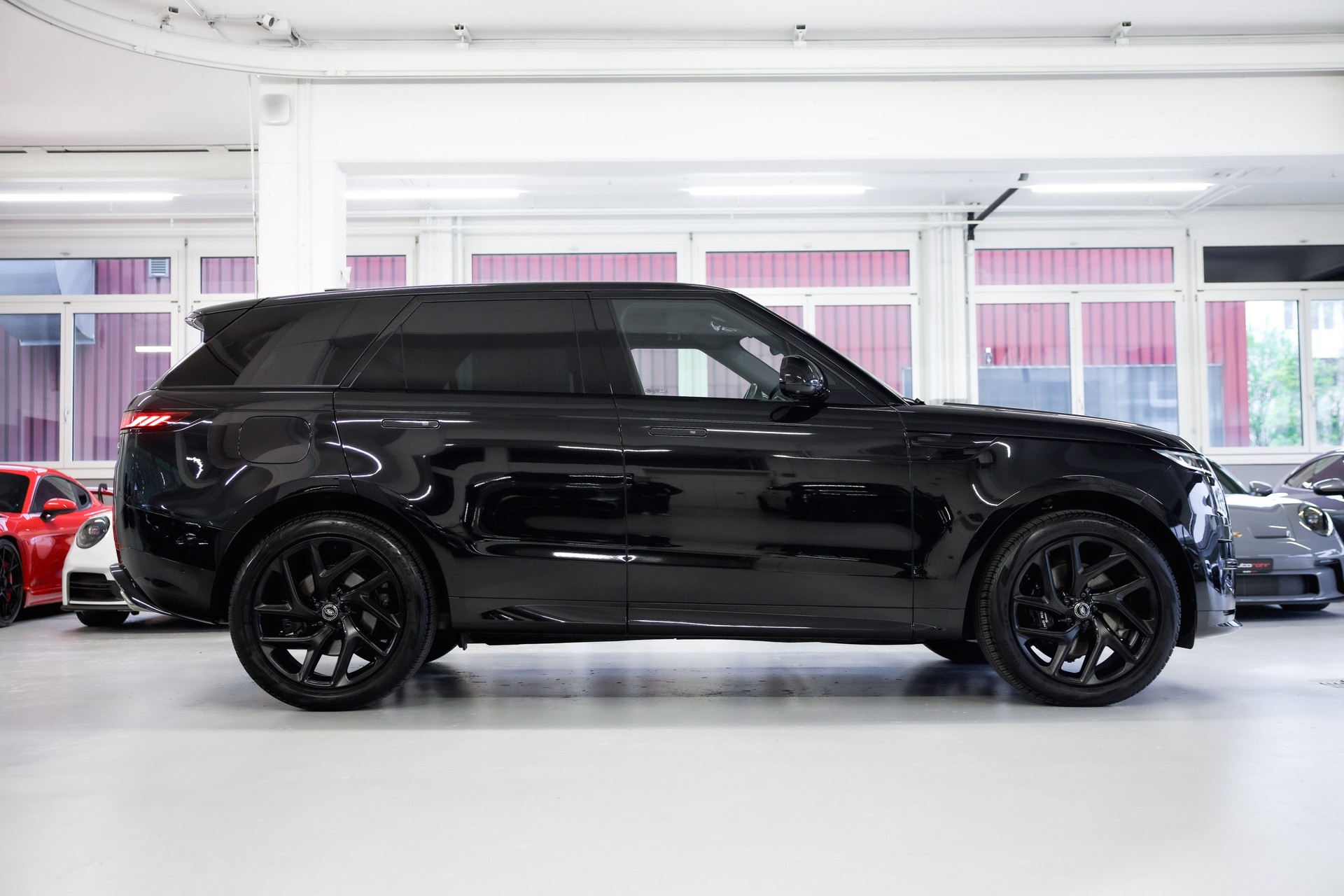 LAND ROVER Range Rover Sport P400 HSE Dynamic *Gratisservice* CH-Fahrzeug* Werksgarantie*-image-3