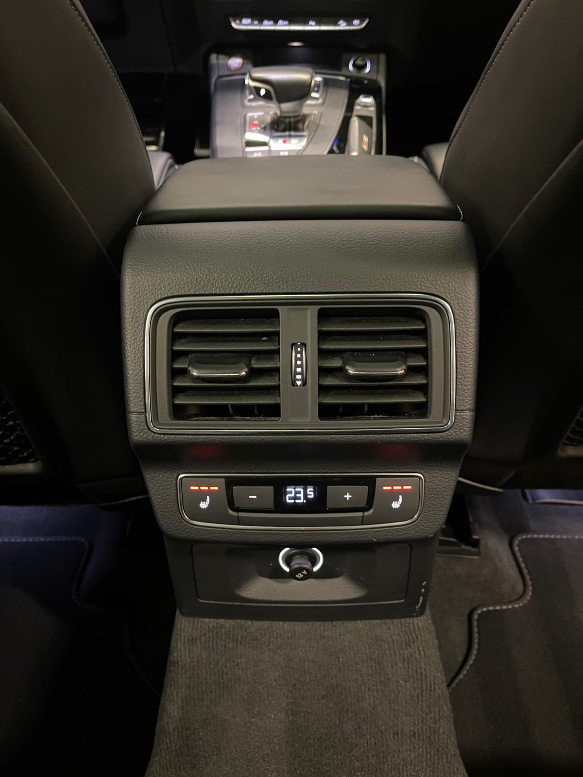 AUDI SQ5 3.0 V6 TFSI quattro T-Tronic-image-13