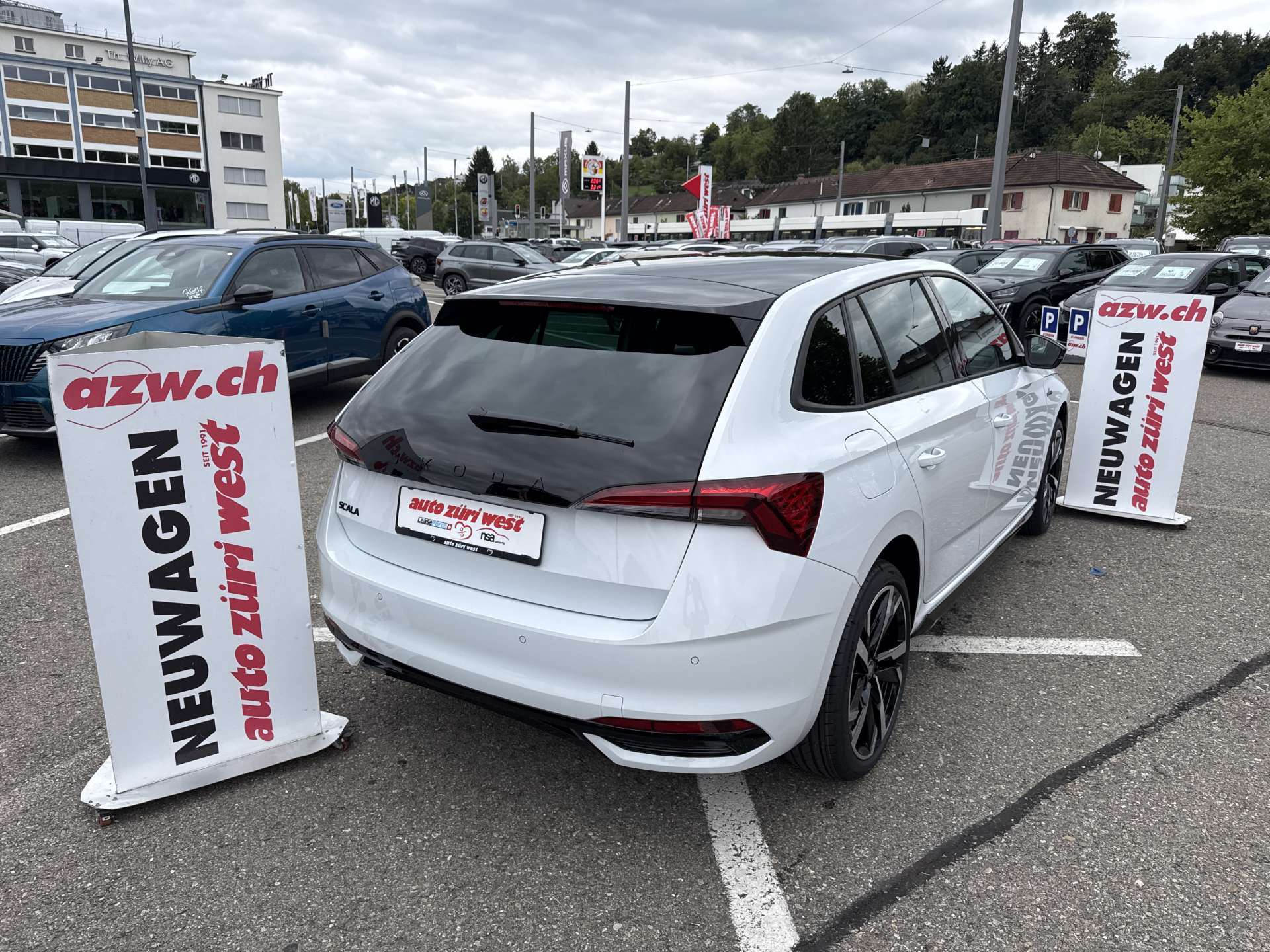 SKODA Scala 1.5 TSi Monte Carlo DSG-Automat-image-2
