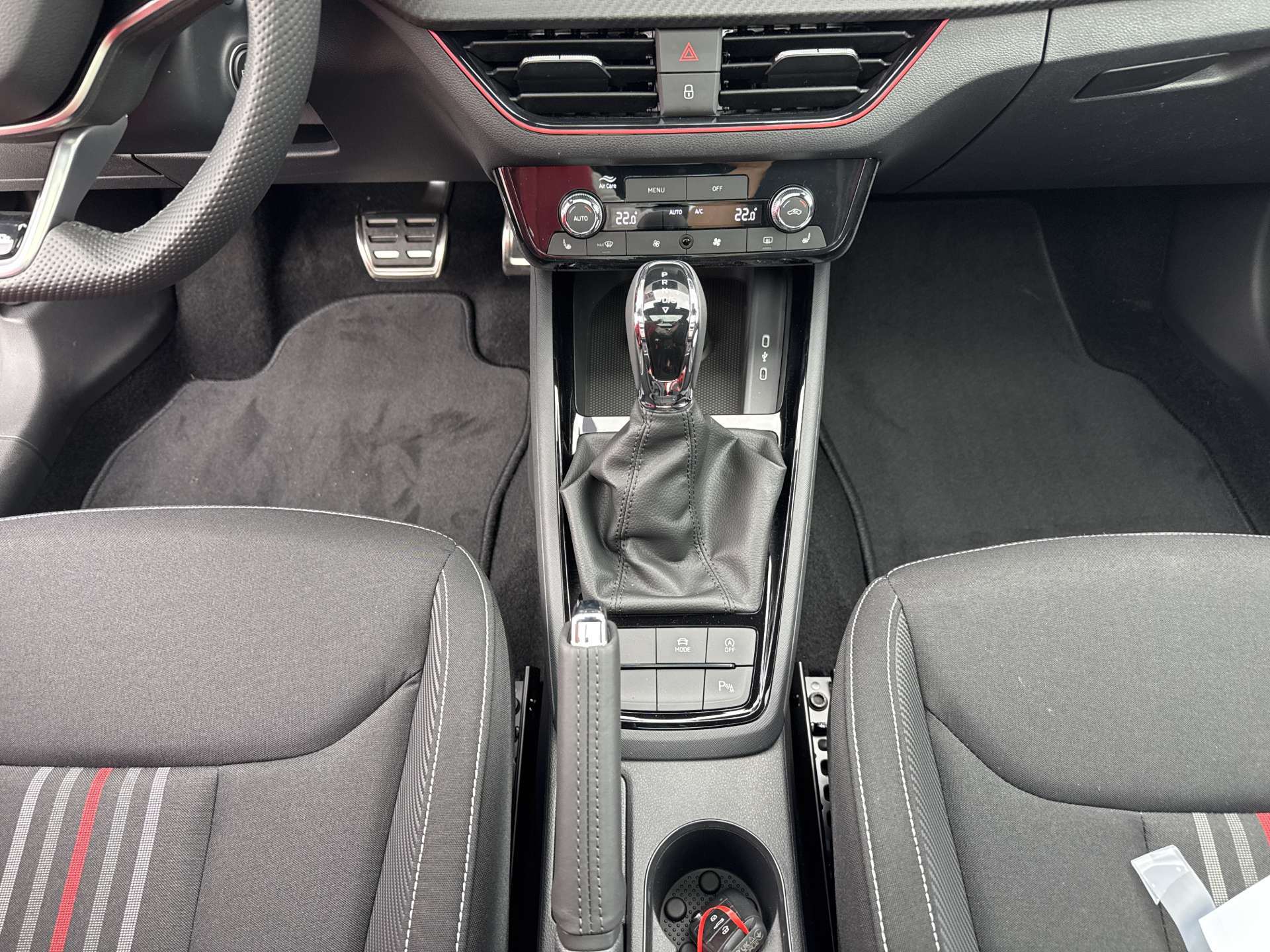 SKODA Scala 1.5 TSi Monte Carlo DSG-Automat-image-11