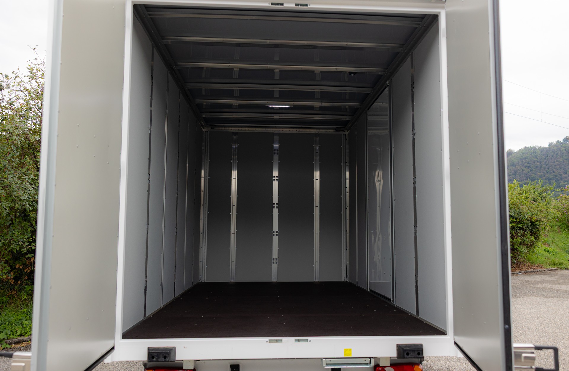 FIAT Ducato 2.2 MJ 140 Heavy Koffer mit flügeltüren-image-7