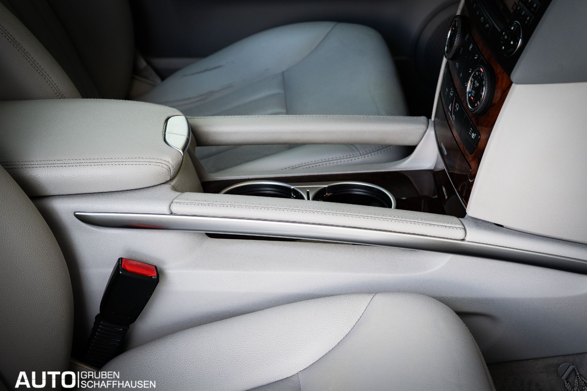 MERCEDES-BENZ ML 500-image-16