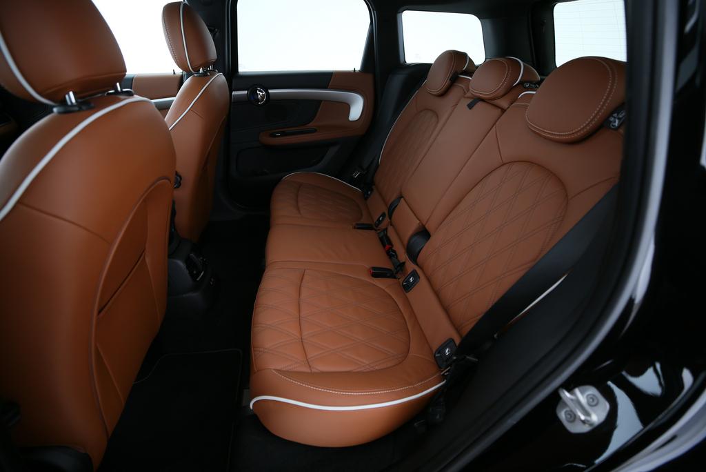 MINI Countryman F60 2.0i Cooper S SAG ALL4-image-11