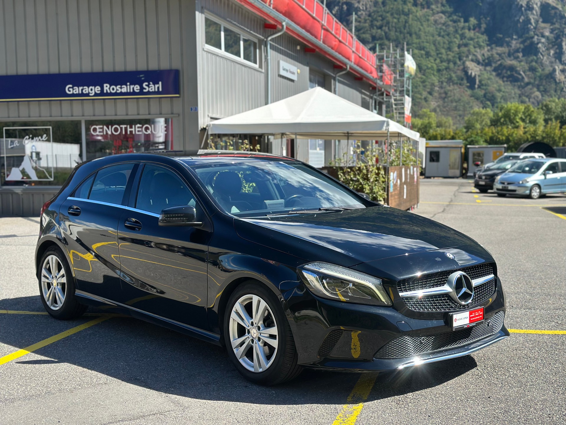 MERCEDES-BENZ A 180 BlueEfficiency Edition Style-image-2
