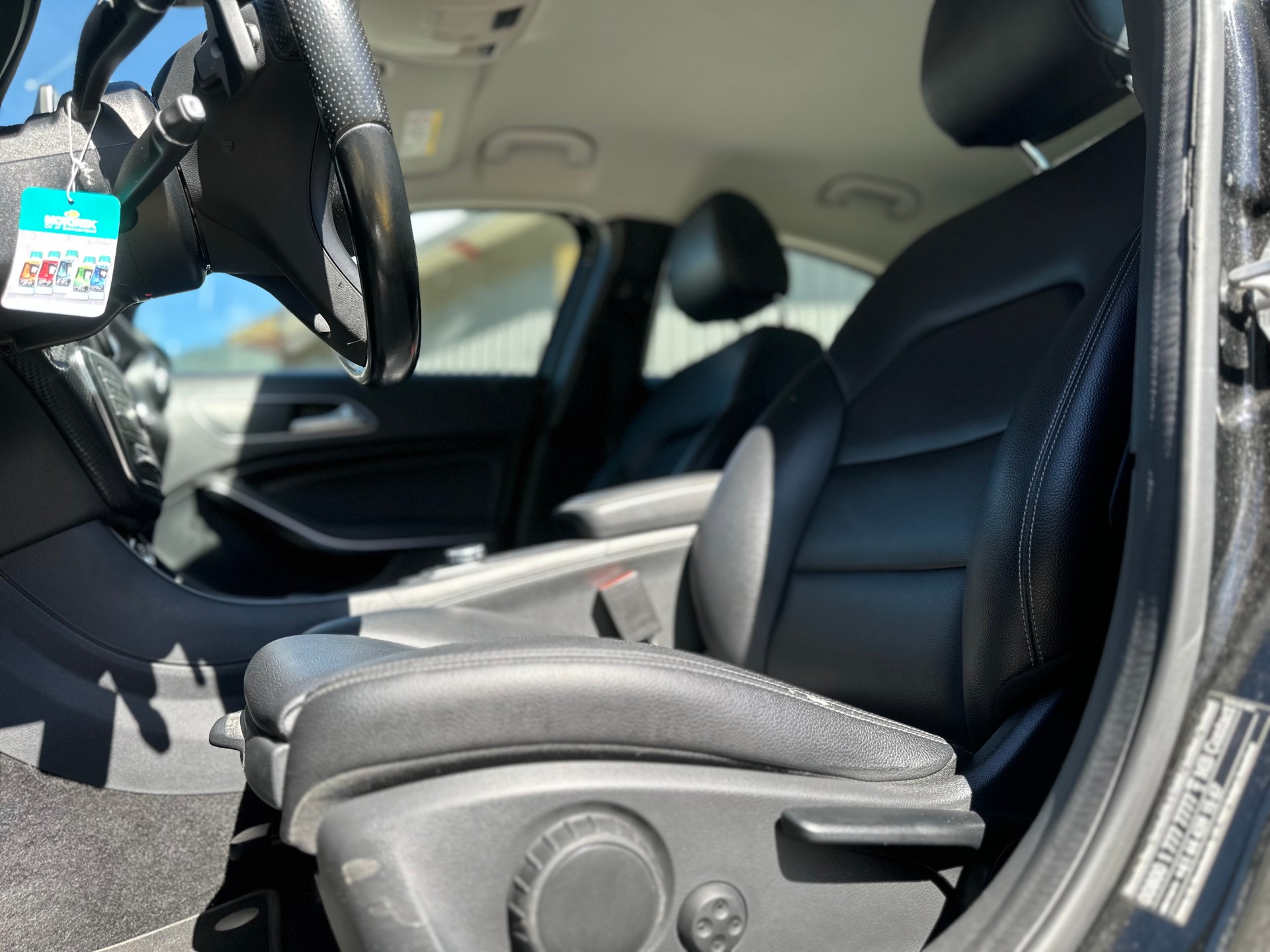 MERCEDES-BENZ A 180 BlueEfficiency Edition Style-image-20