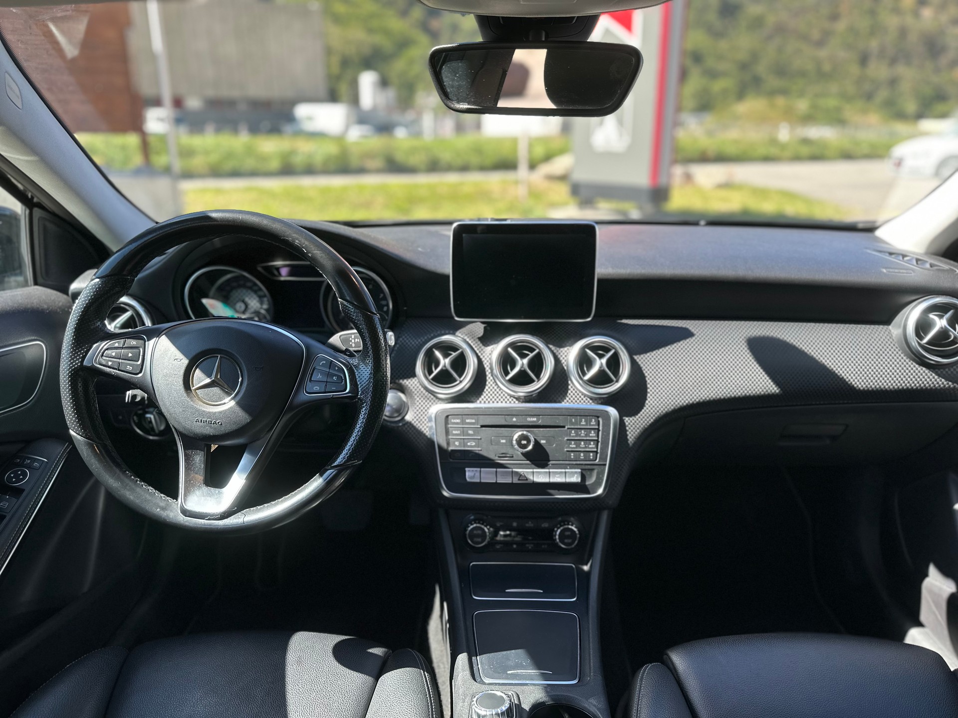 MERCEDES-BENZ A 180 BlueEfficiency Edition Style-image-7