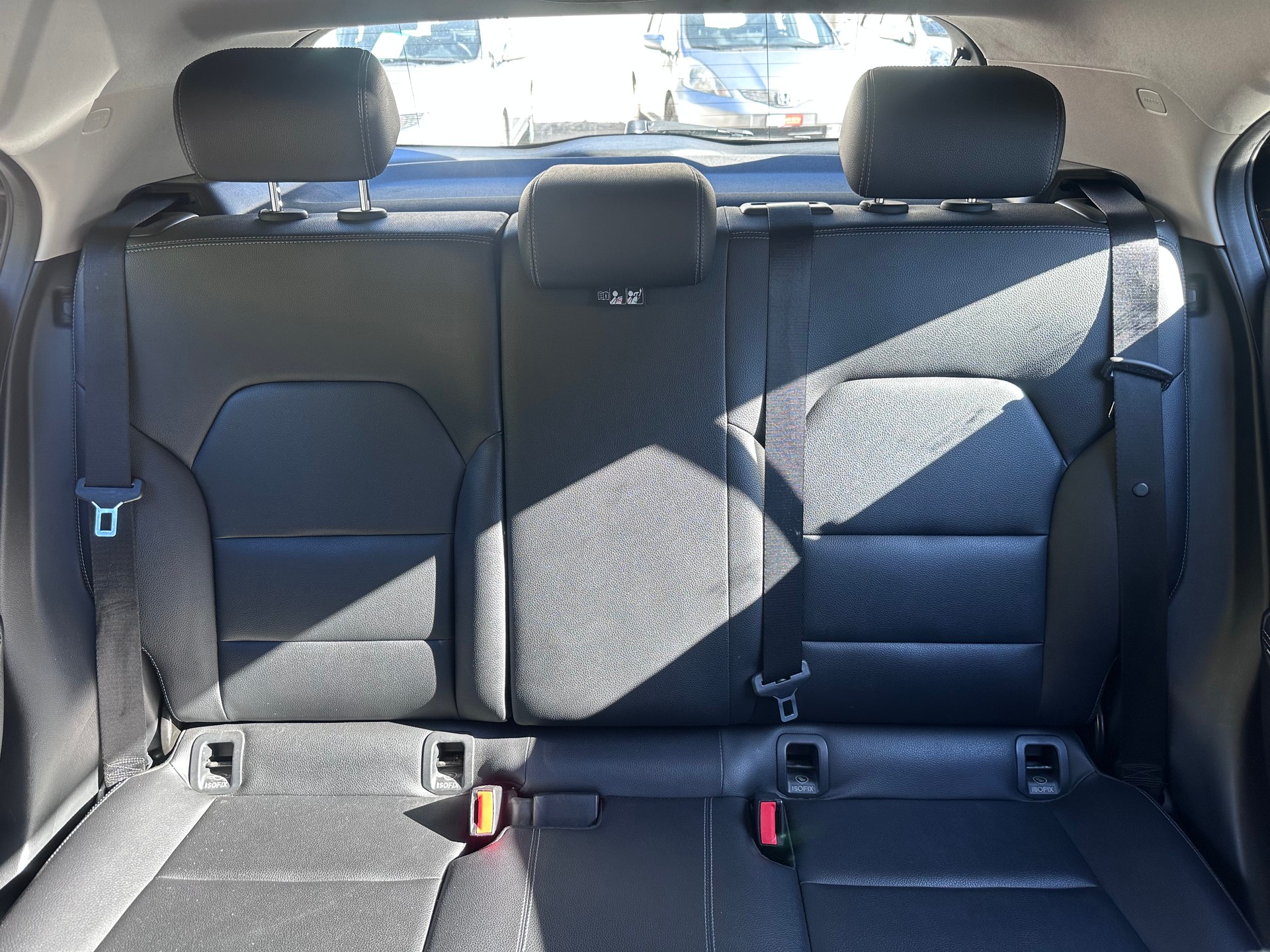 MERCEDES-BENZ A 180 BlueEfficiency Edition Style-image-8
