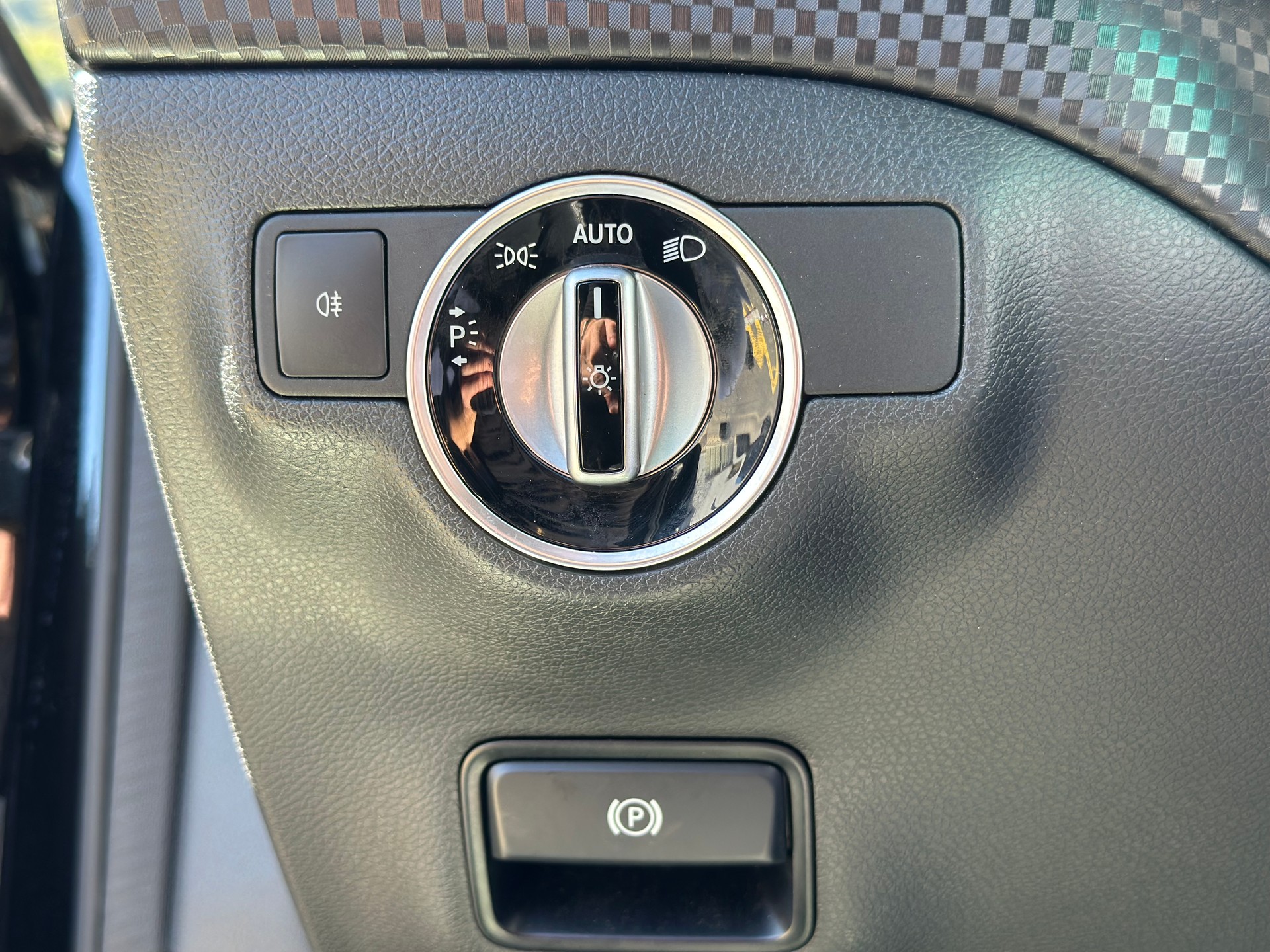 MERCEDES-BENZ A 180 BlueEfficiency Edition Style-image-17