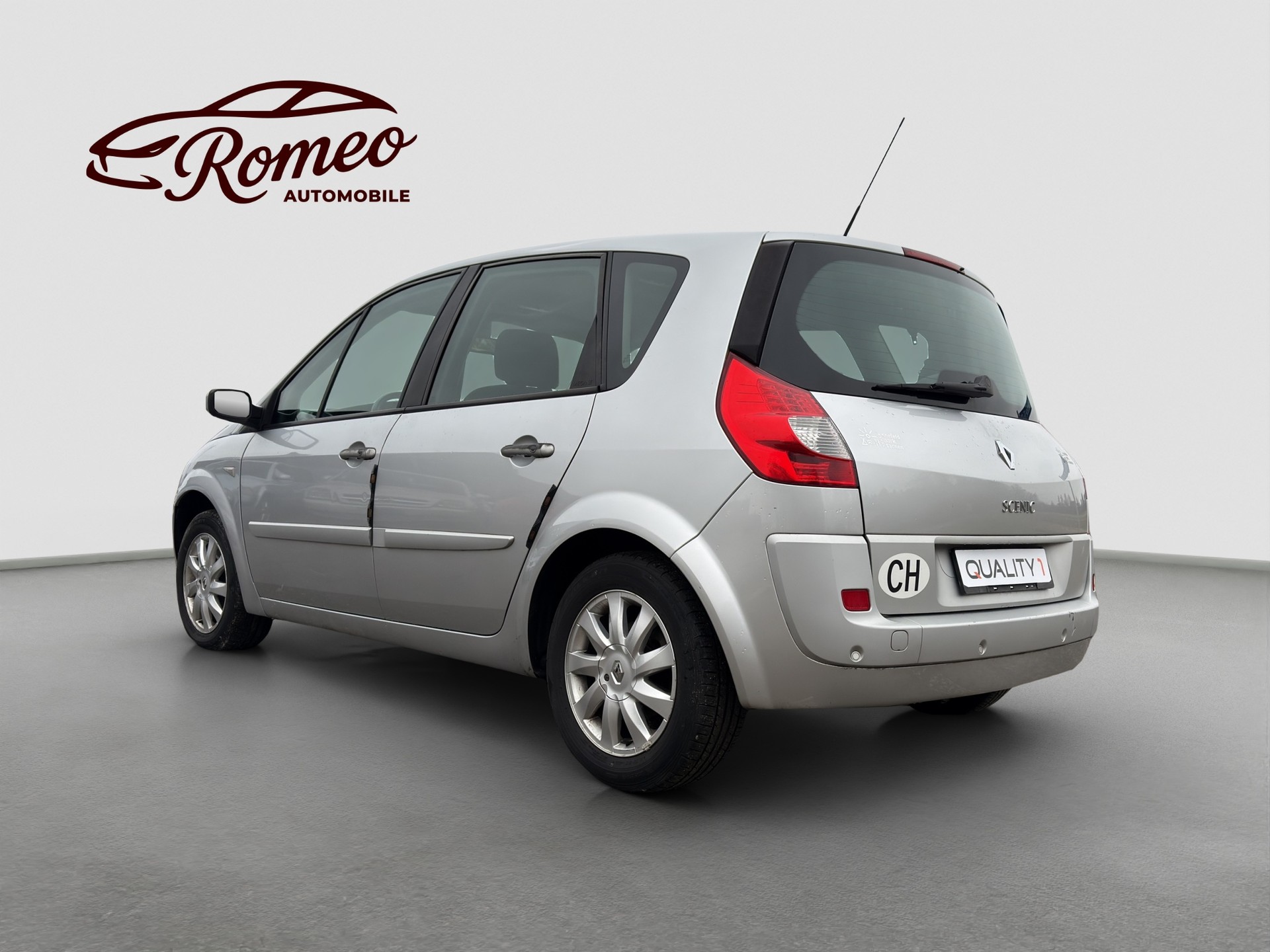 RENAULT Scénic 1.9 dCi Privilège Luxe-image-1