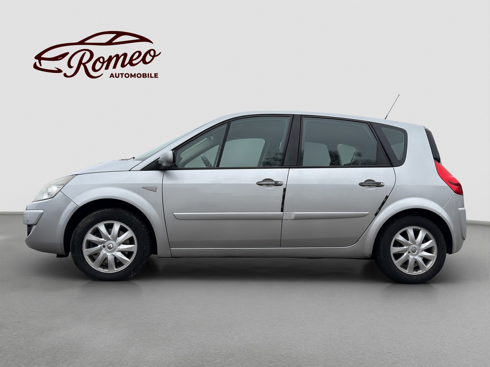 RENAULT Scénic 1.9 dCi Privilège Luxe-image-5