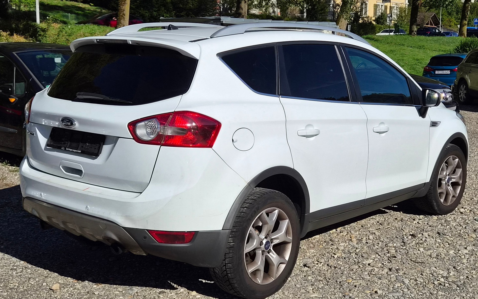 FORD Kuga 2.0 TDCi Titanium 4WD PowerShift-image-3