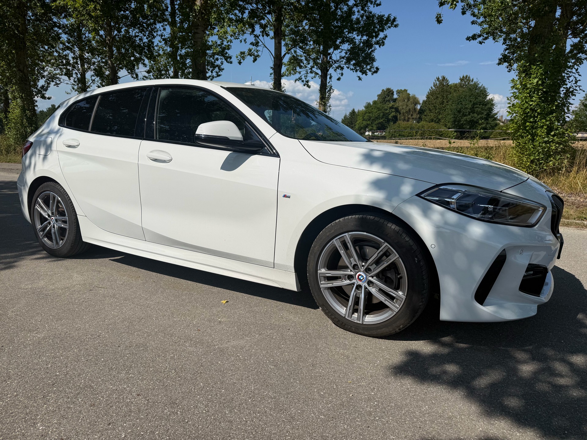 BMW 118i M Sport Steptronic-image-4
