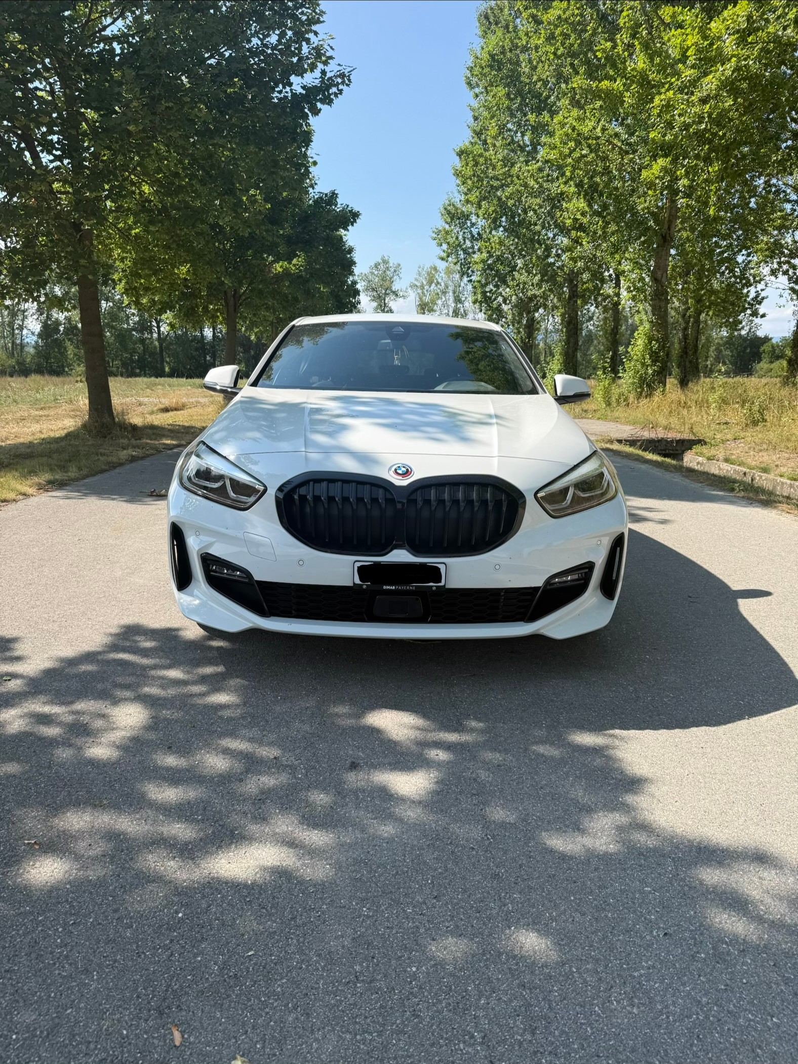 BMW 118i M Sport Steptronic-image-1