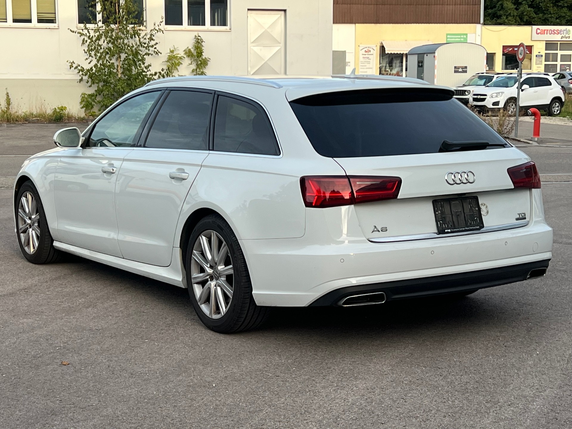 AUDI A6 Avant 3.0 TDI V6 quattro S-tronic-image-5