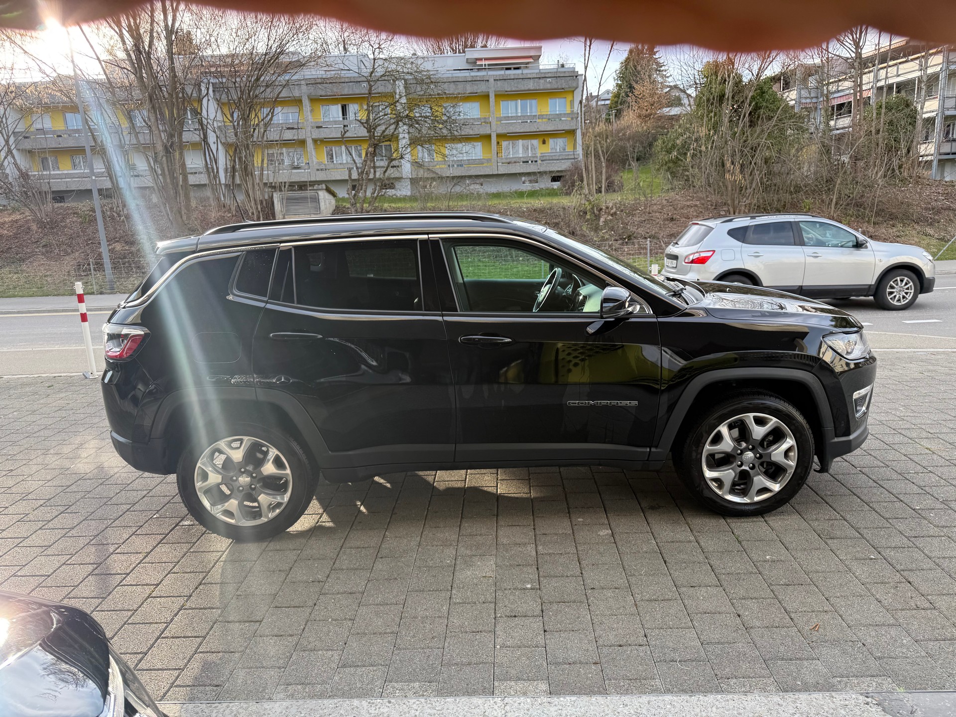 JEEP Compass 1.4 Turbo Limited AWD 9ATX-image-3