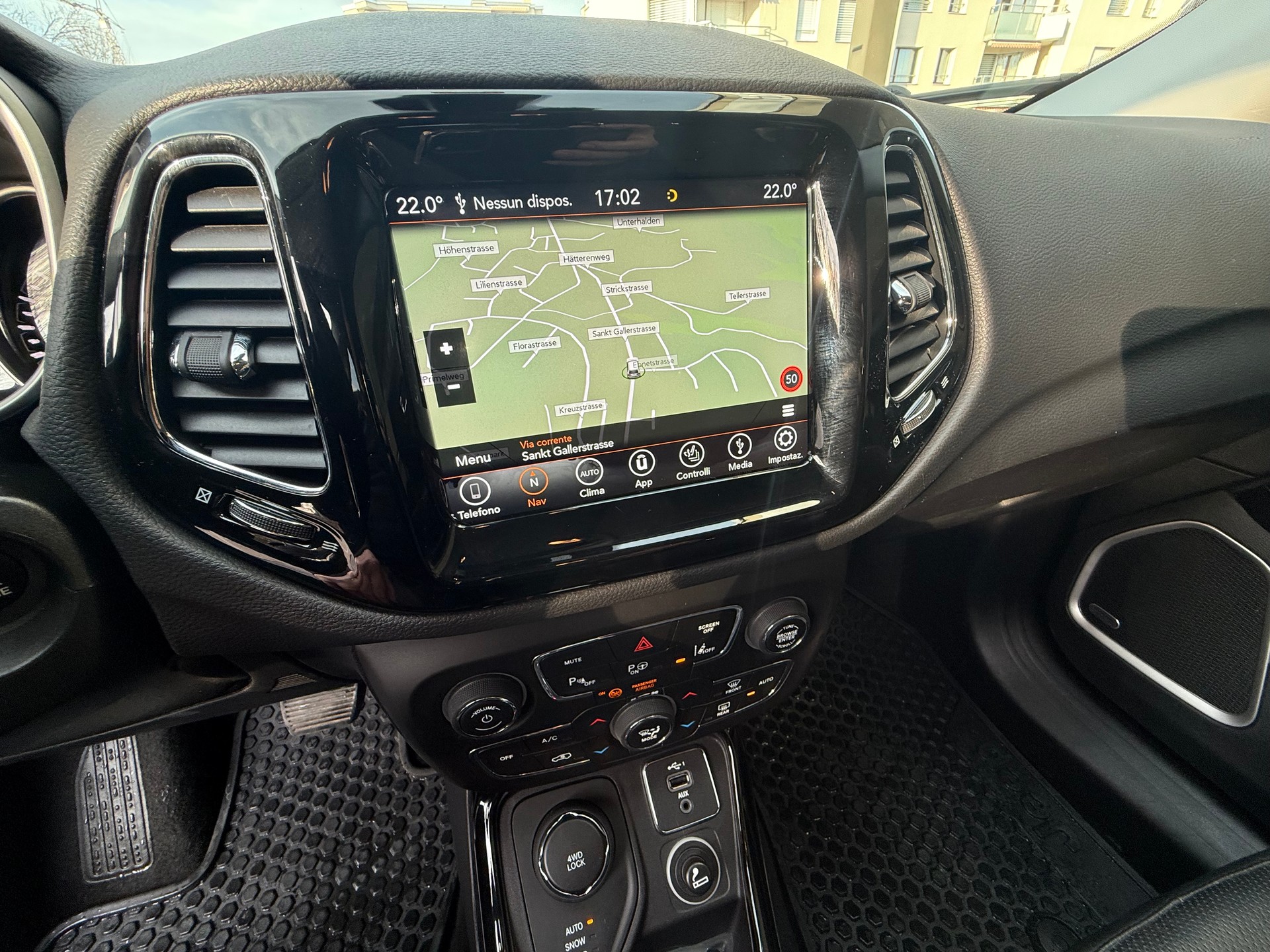 JEEP Compass 1.4 Turbo Limited AWD 9ATX-image-7