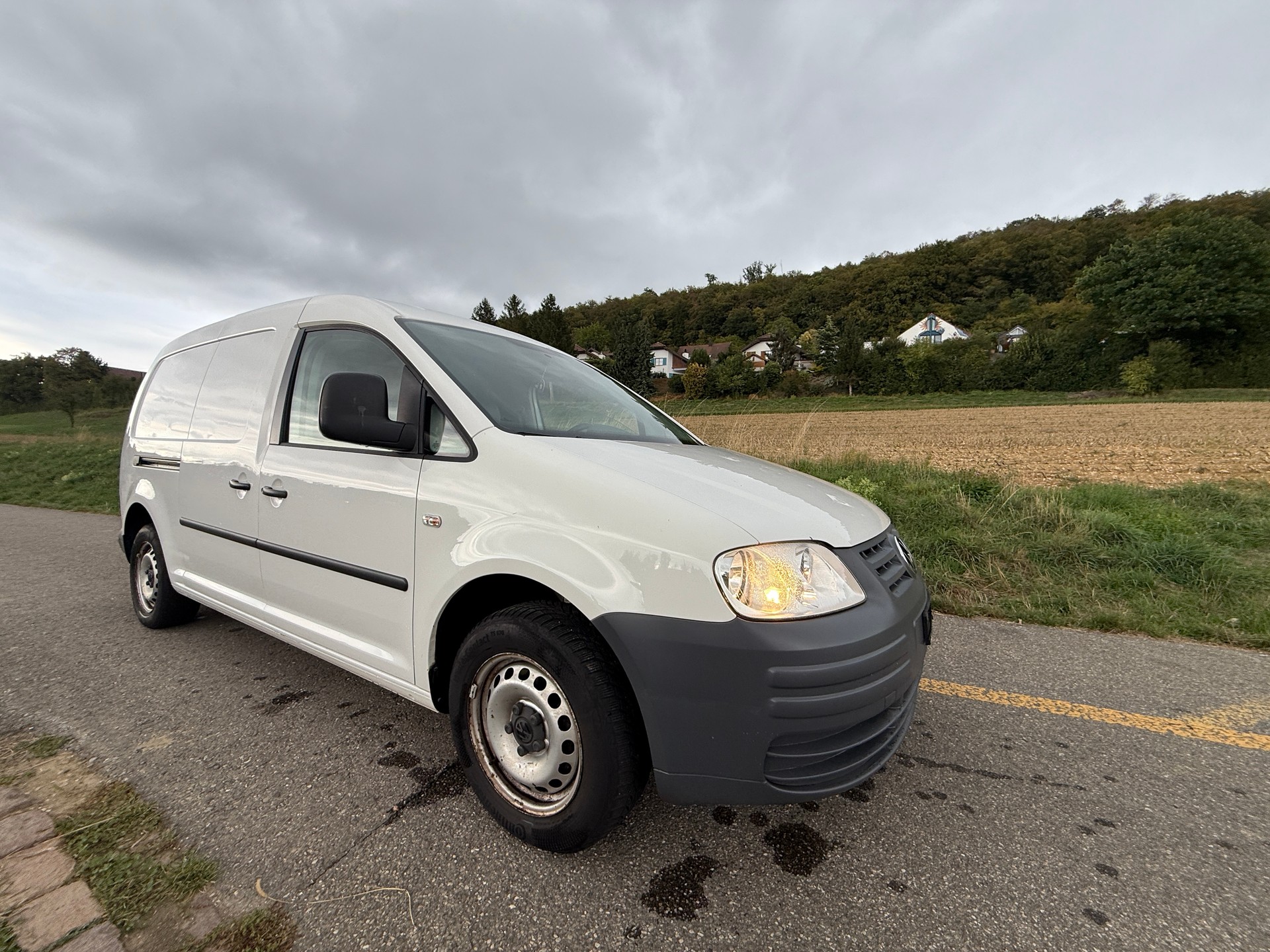 VW VW CADDY Maxi 1.9 Tdi-image-0