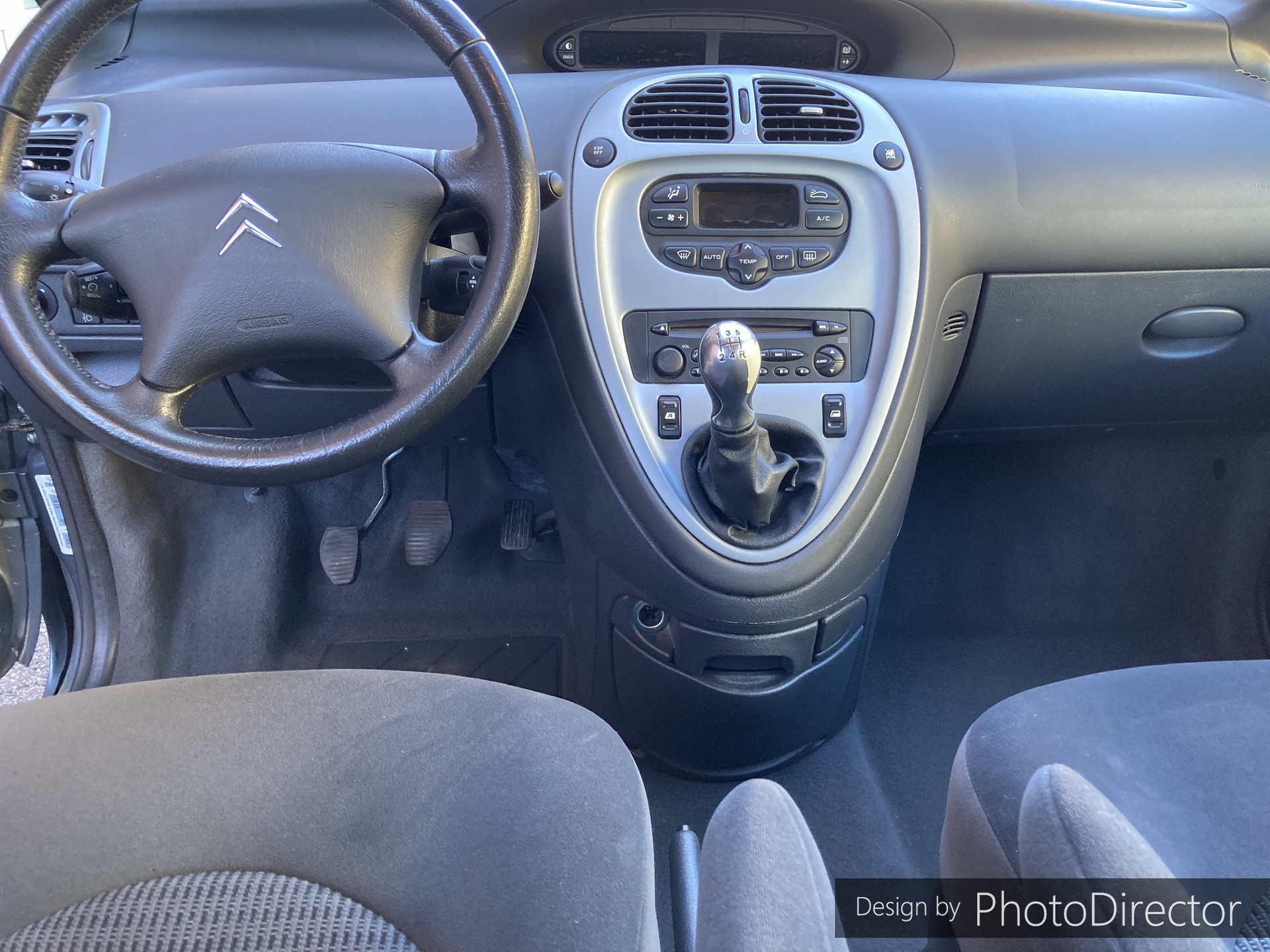 CITROEN Xsara Picasso 1.6i 16V Exclusive-image-4