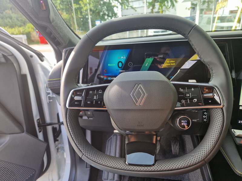 RENAULT Scénic E-Tech iconic-image-7