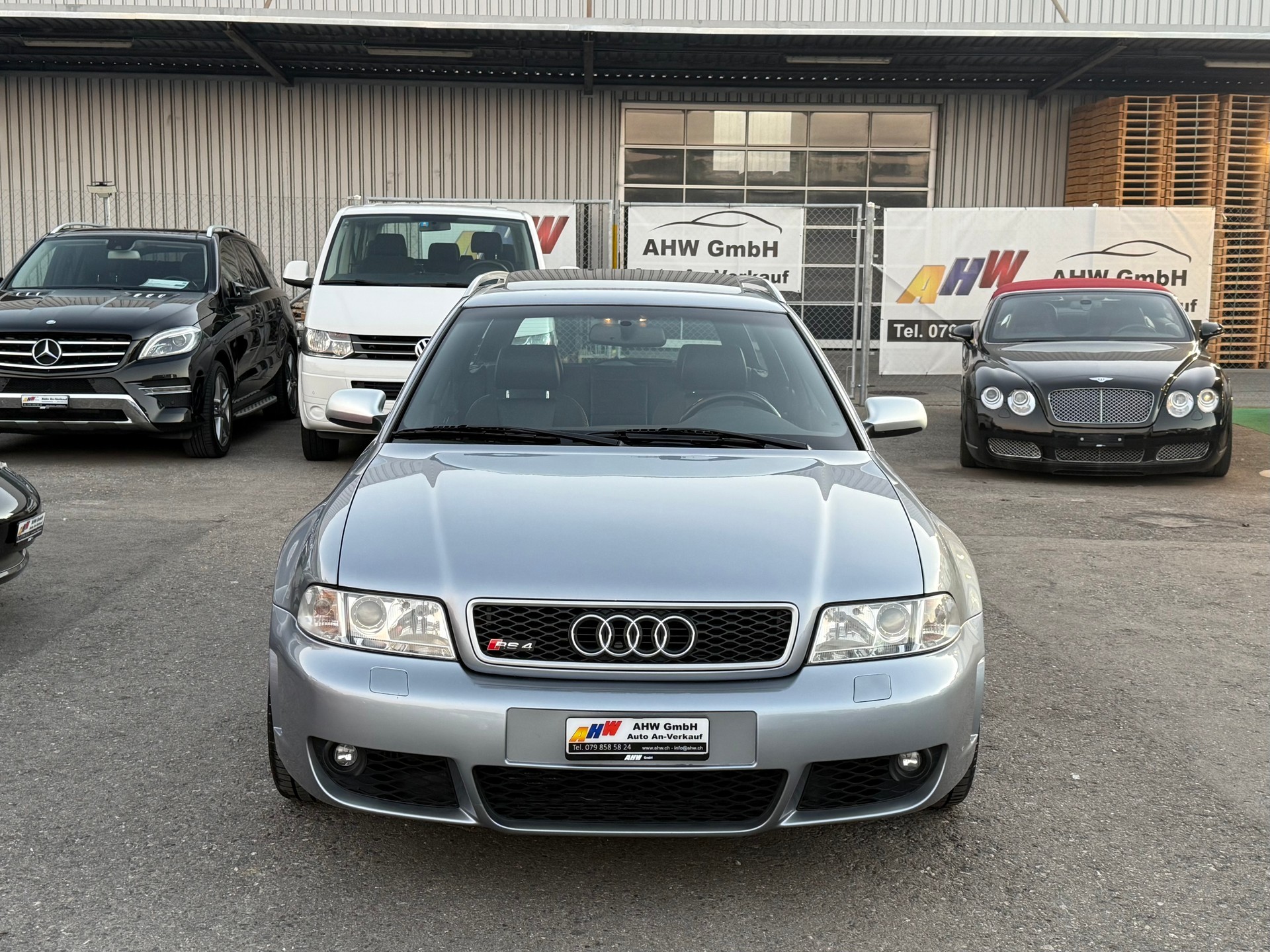 AUDI RS4 Avant quattro ABT 420PS / Frisch ab MFK / Top Historie / BOSE Sound / Navi PLUS / Schiebedach-image-1