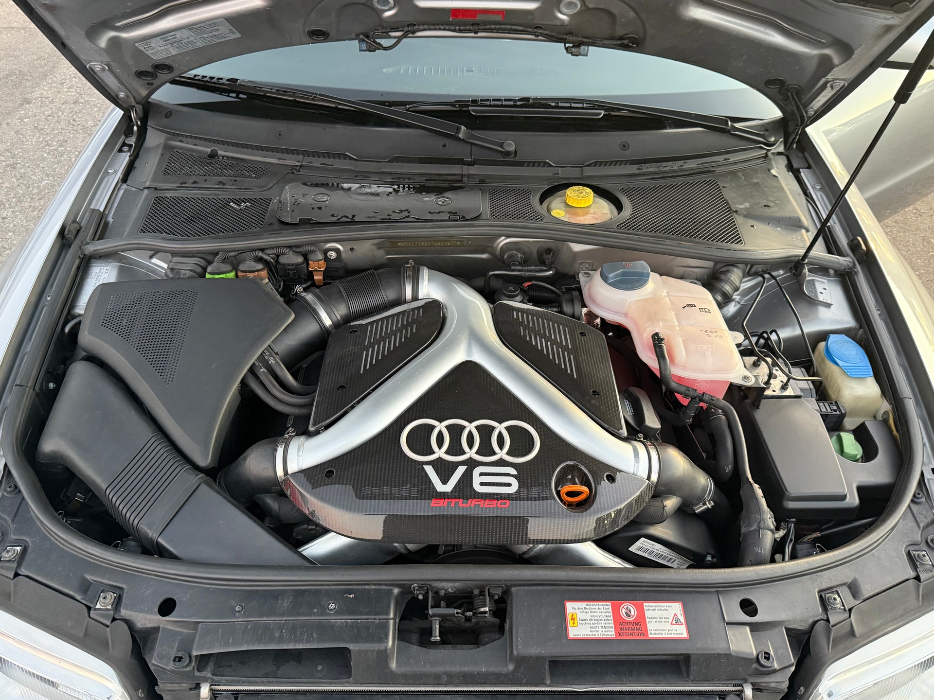 AUDI RS4 Avant quattro ABT 420PS / Frisch ab MFK / Top Historie / BOSE Sound / Navi PLUS / Schiebedach-image-14