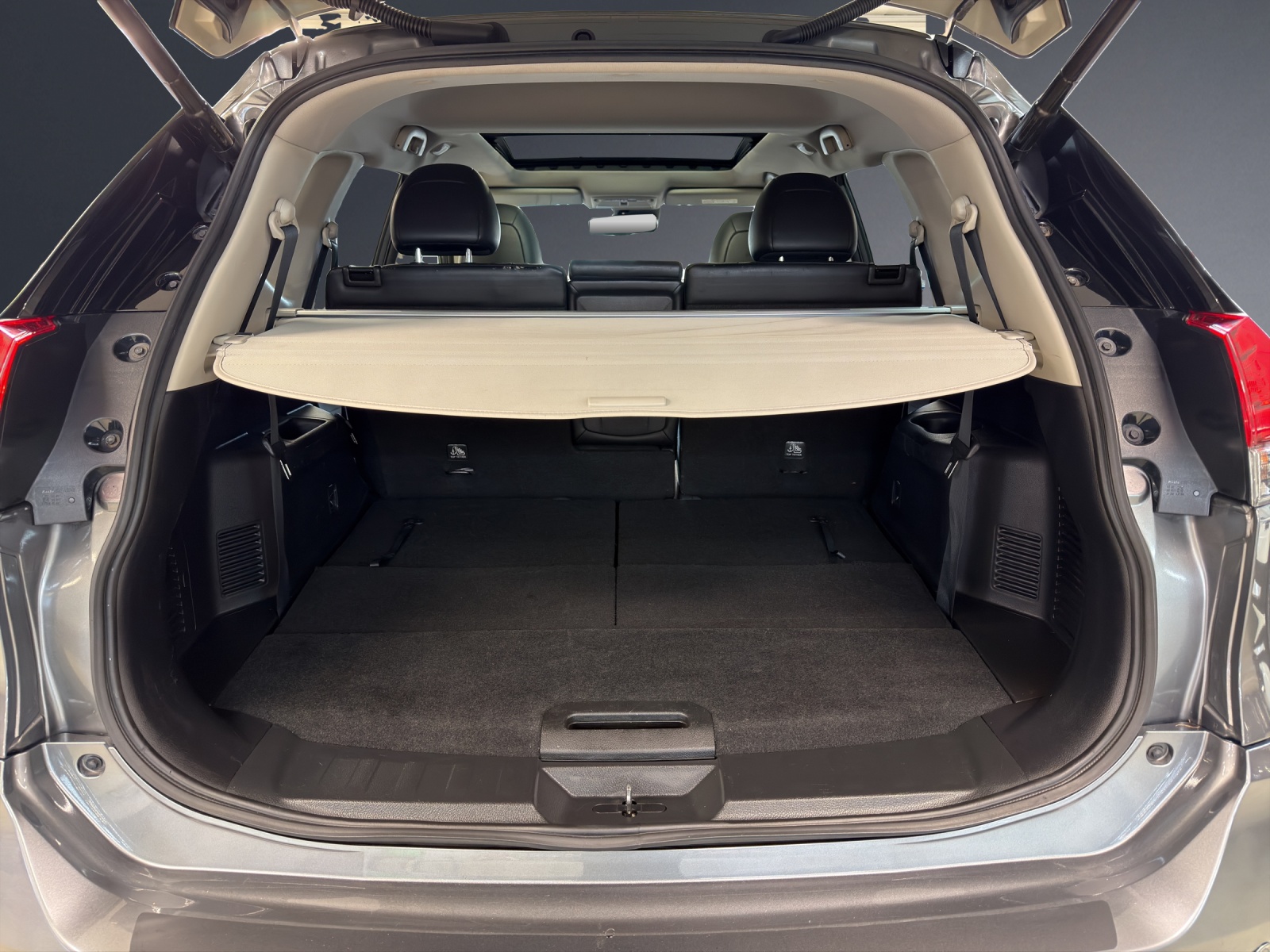 NISSAN X-Trail 1.3 DIG-T Tekna-image-17