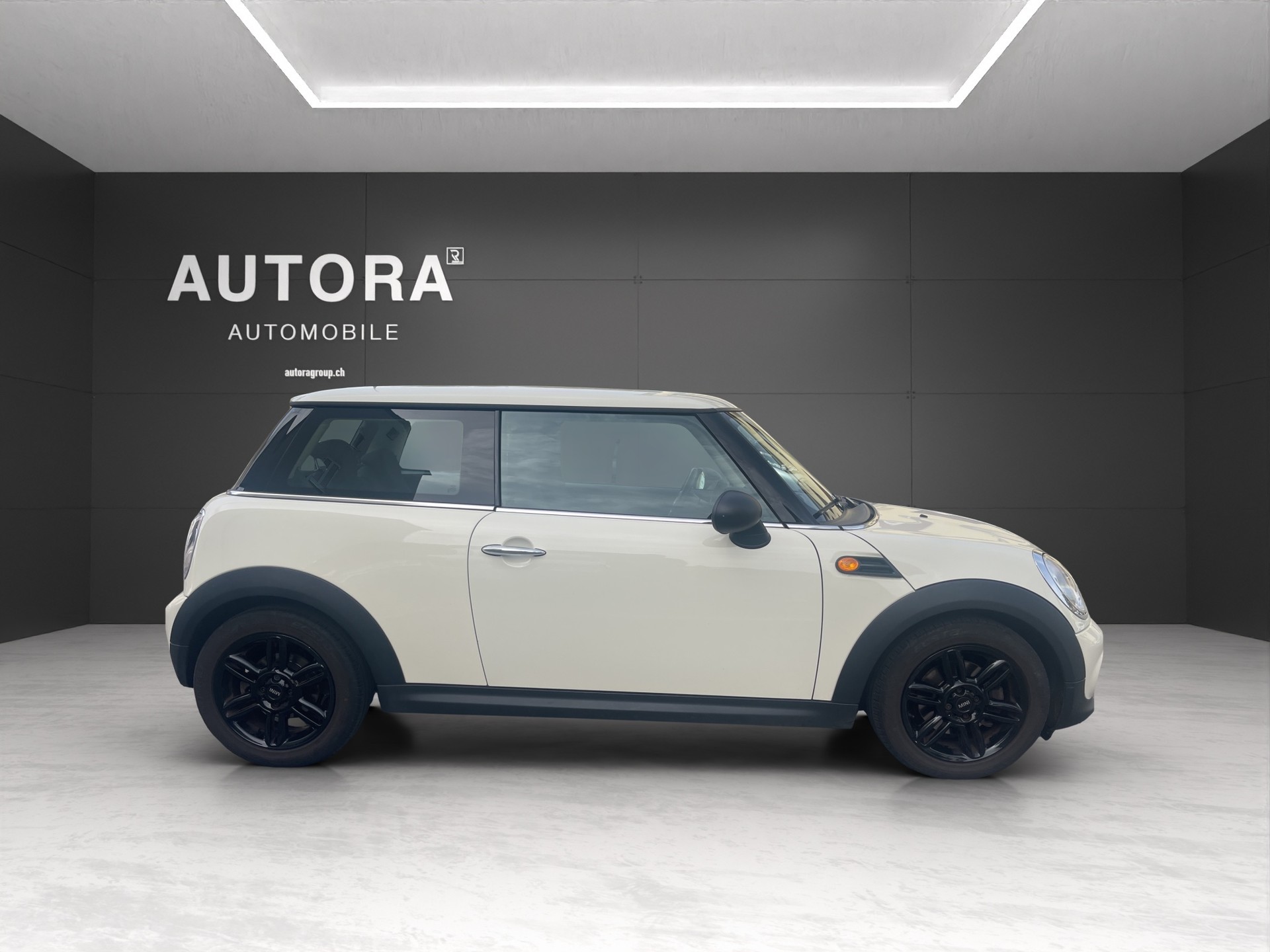MINI One-image-6