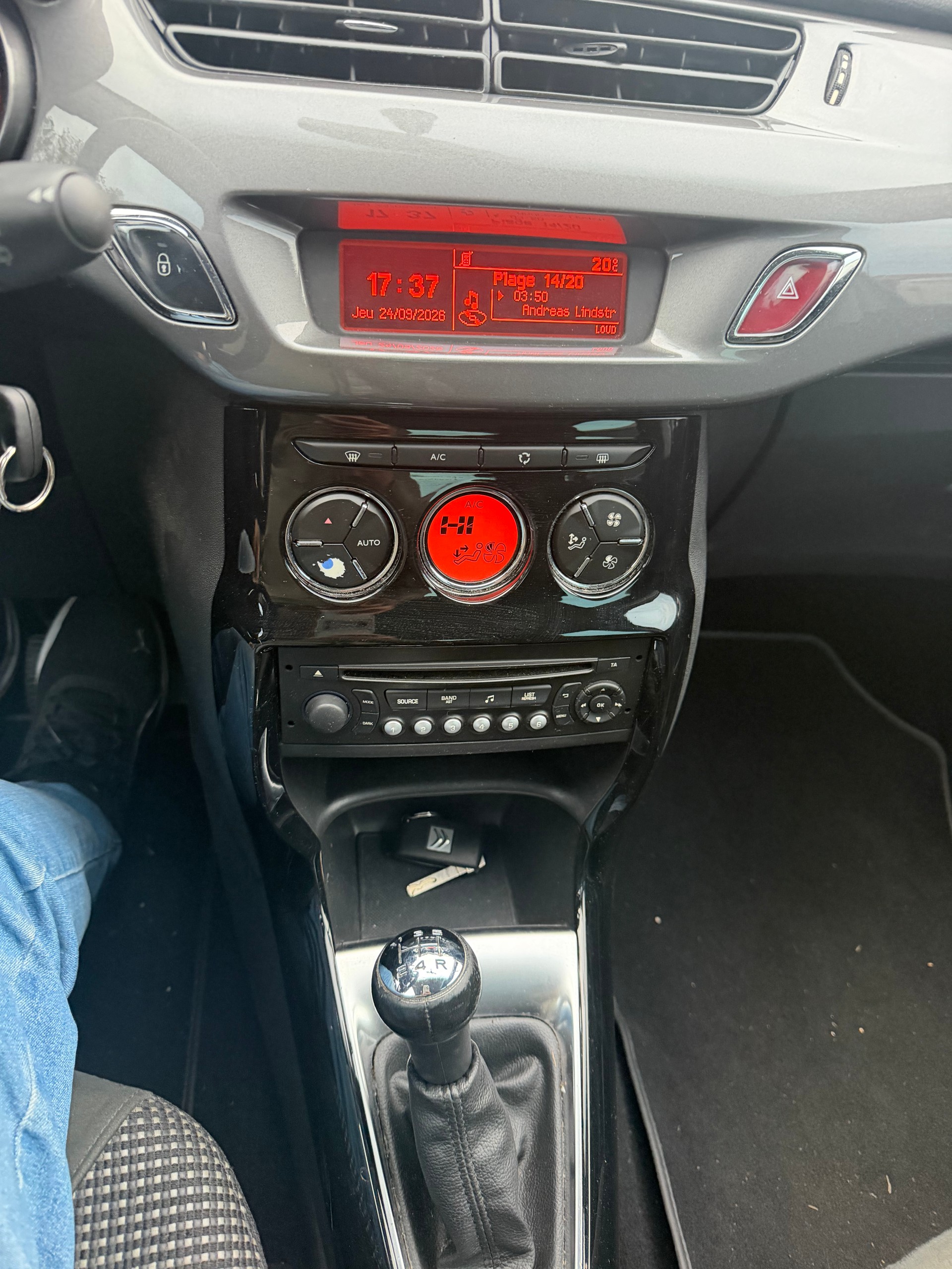 CITROEN C3 1.2i PureTech Exclusive-image-6
