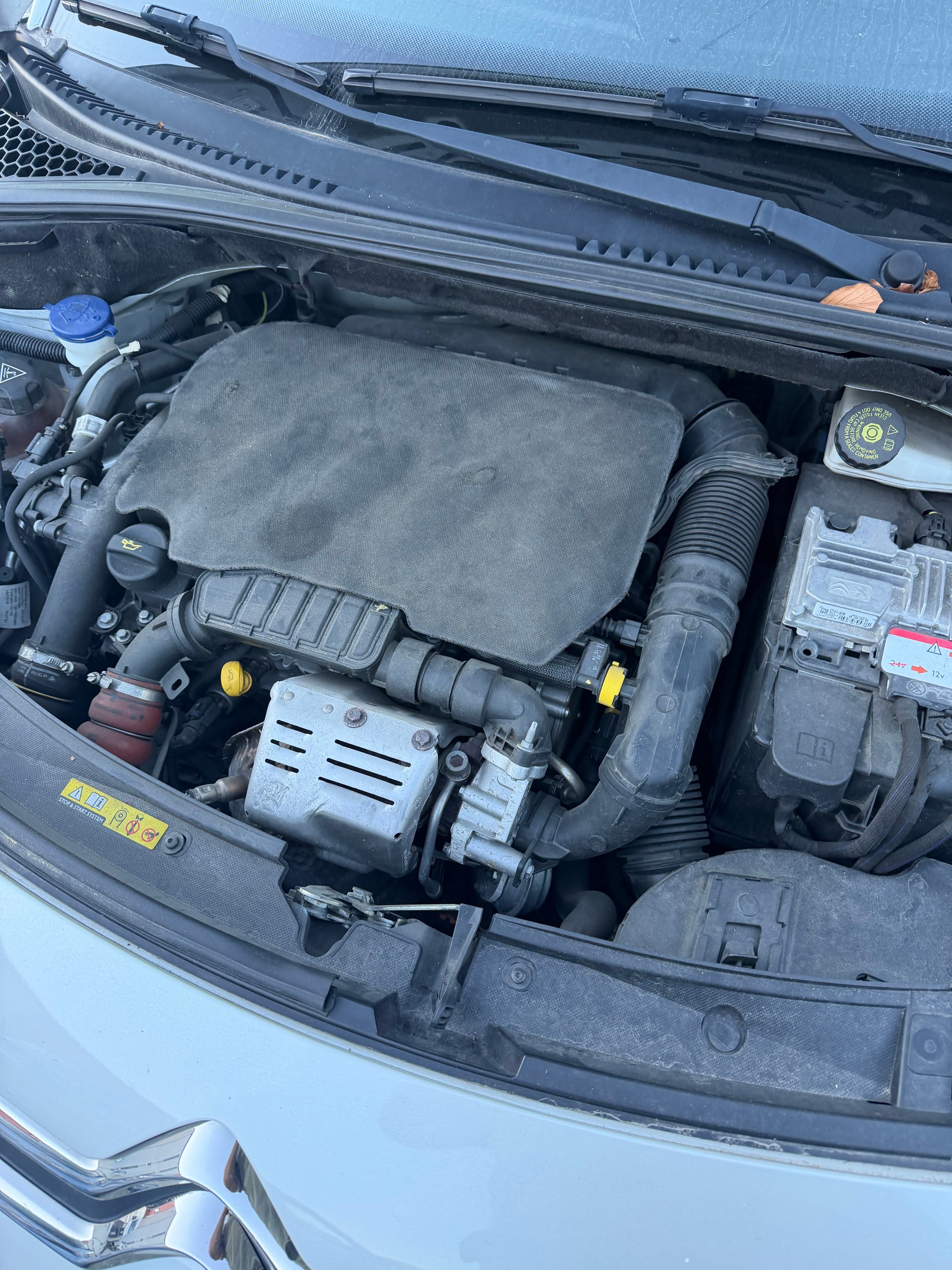 CITROEN C3 1.2i Exclusive-image-12