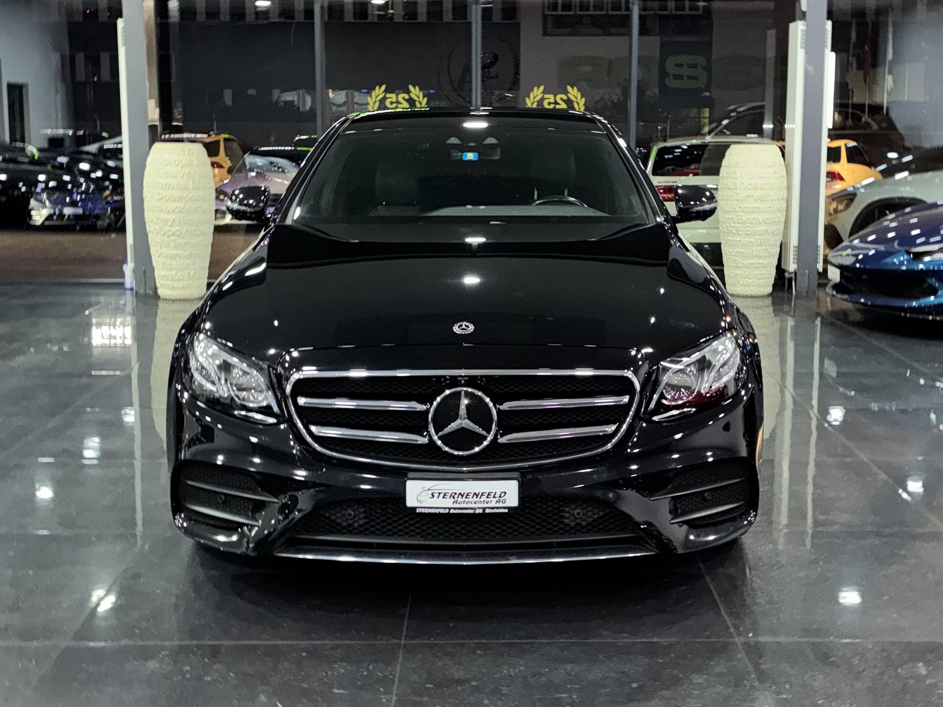 MERCEDES-BENZ E 220d Swiss Star AMG Line 4Matic 9G-Tronic-image-1