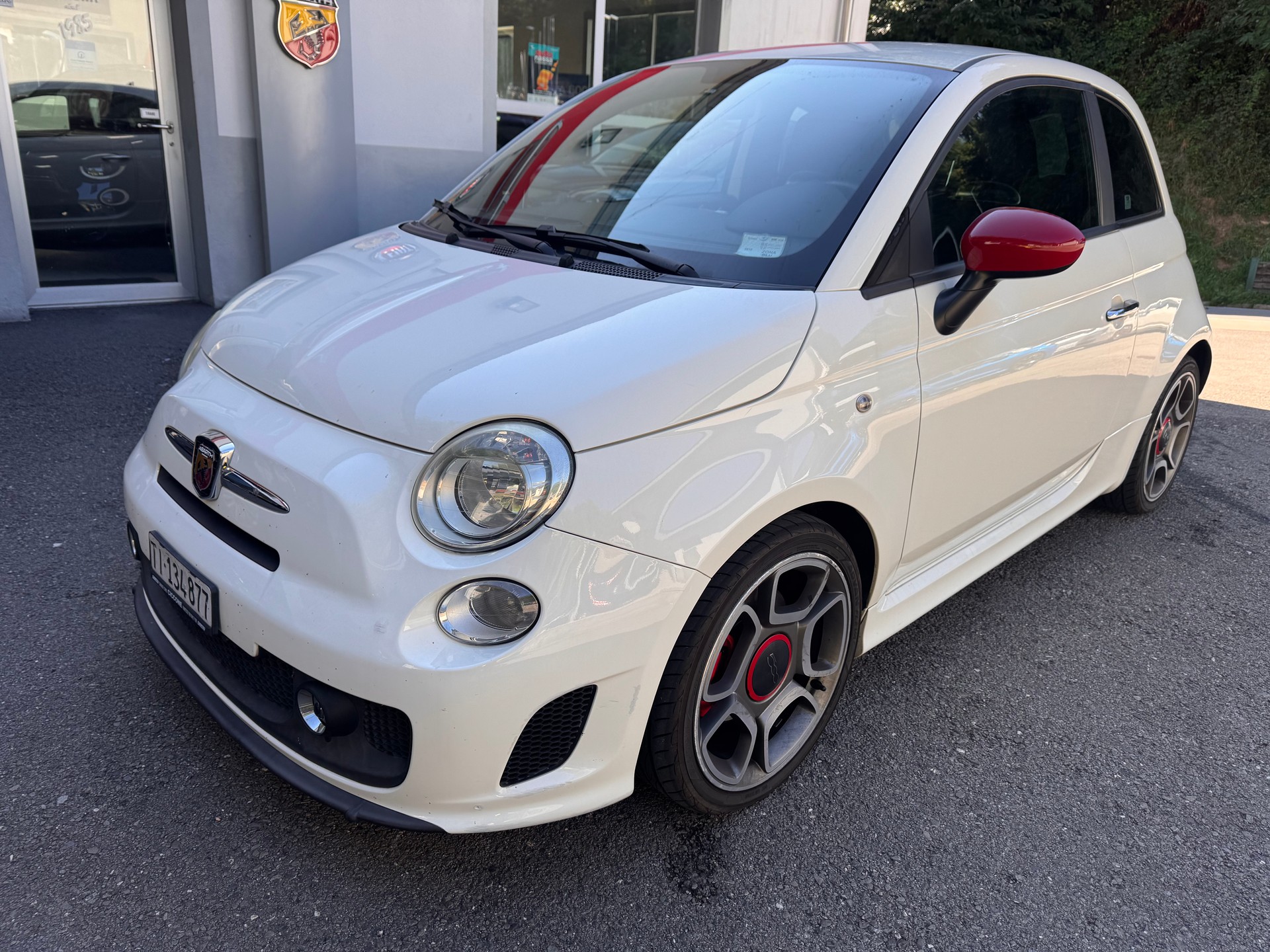 FIAT 500 1.4 16V Turbo Abarth-image-3
